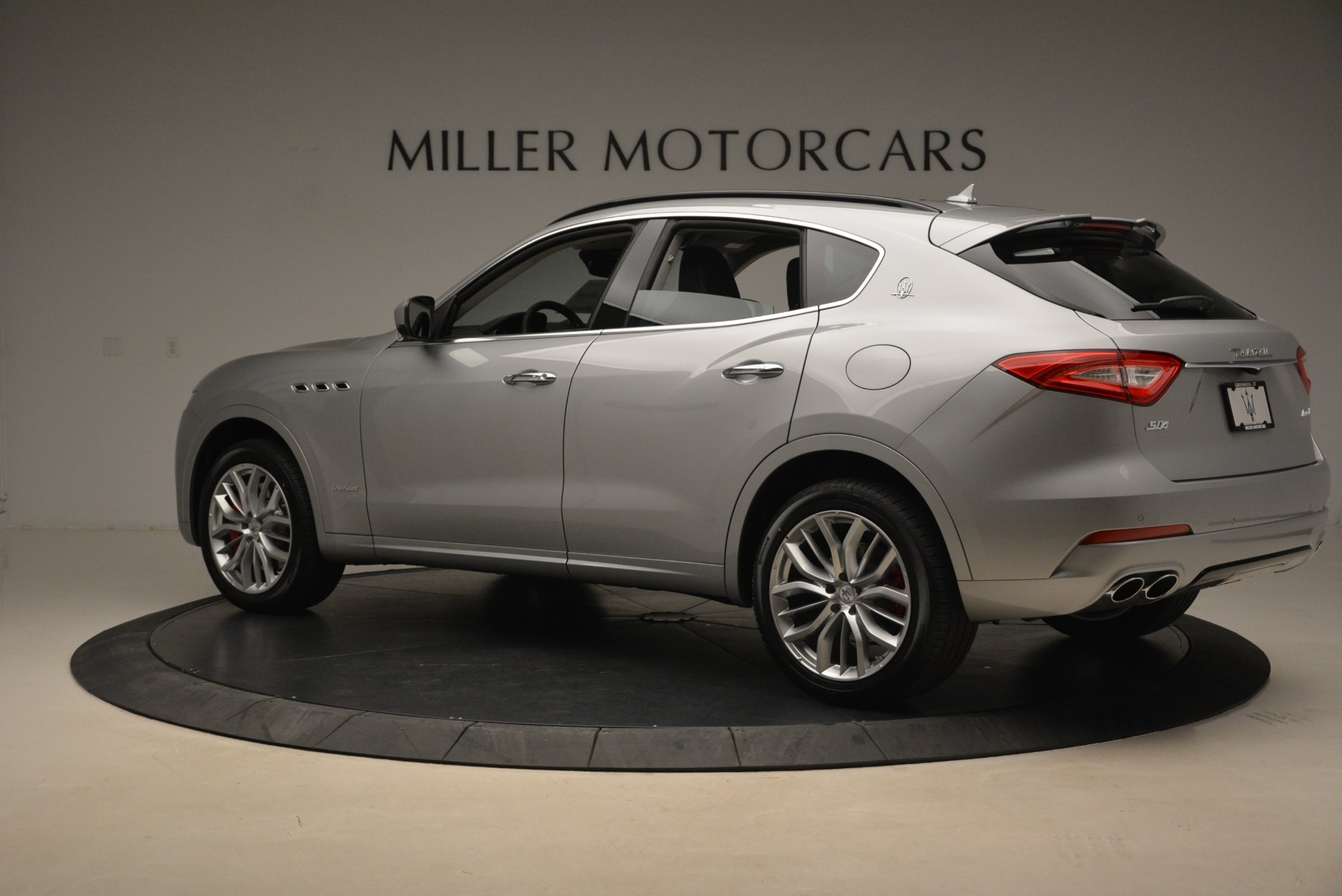 New-2018-Maserati-Levante-S-Q4-GranSport