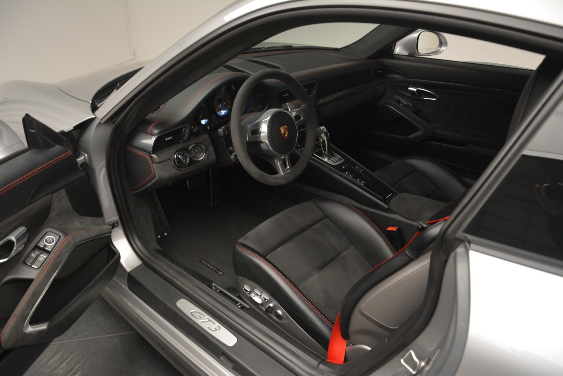 Used-2015-Porsche-911-GT3