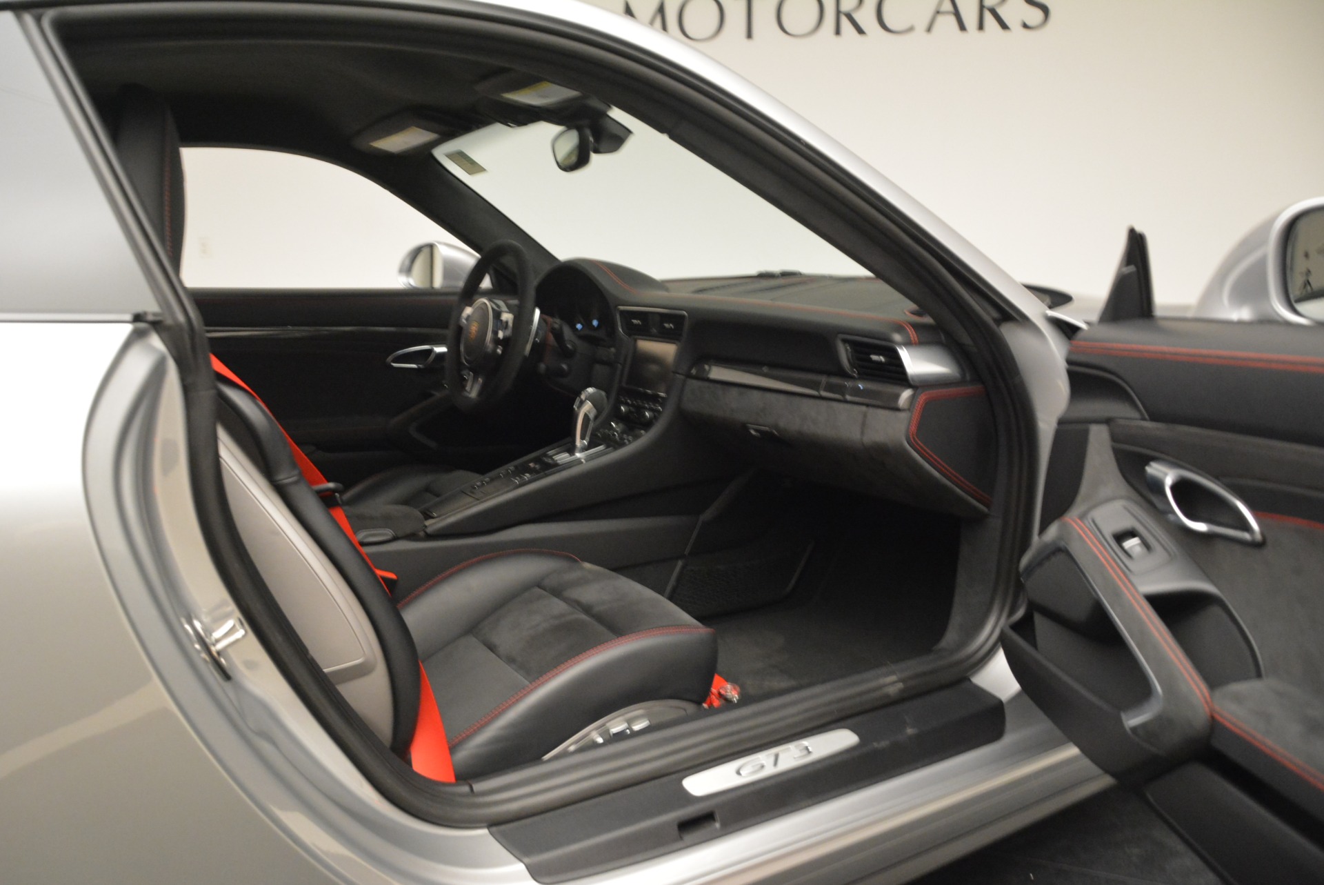 Used-2015-Porsche-911-GT3