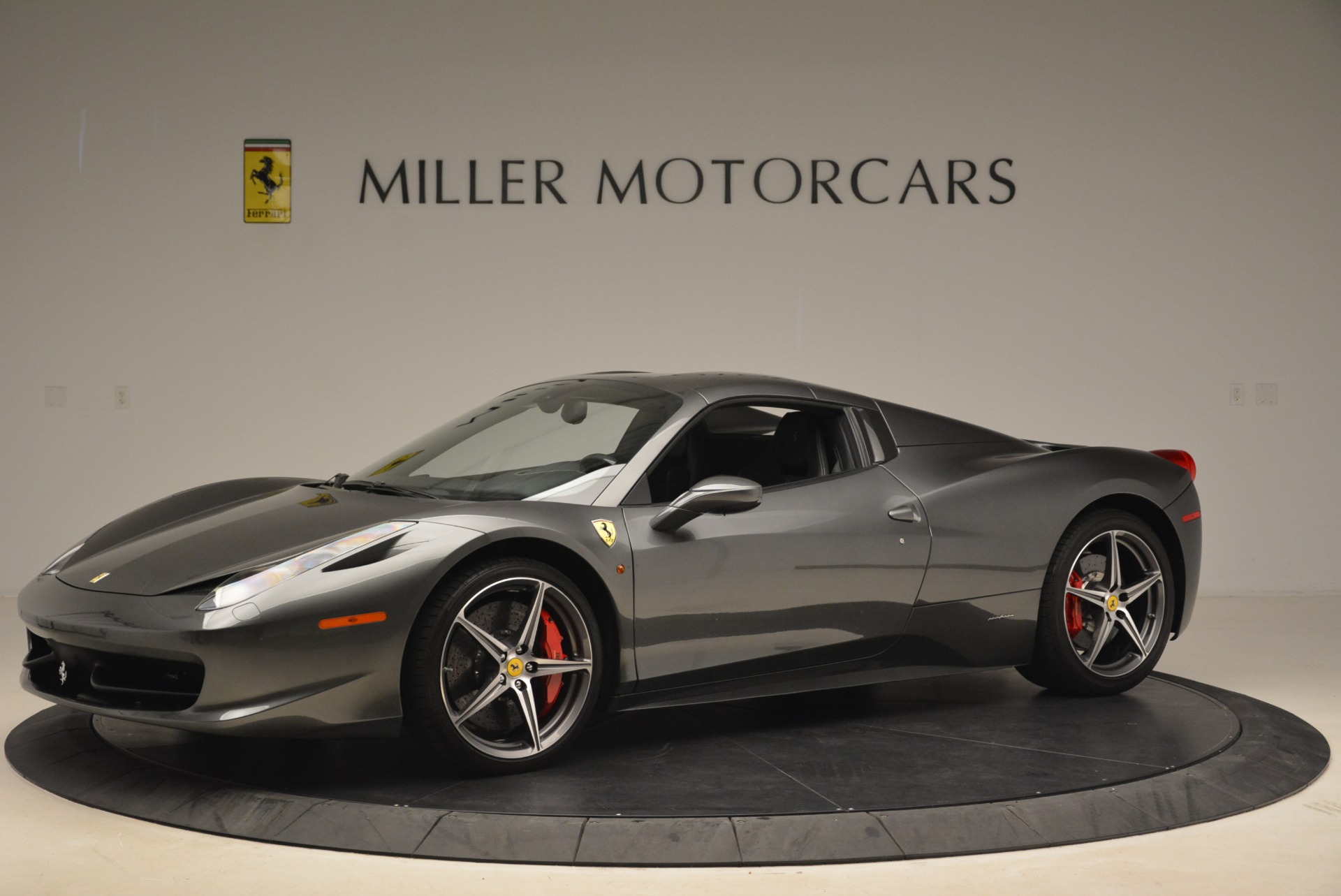 Used-2013-Ferrari-458-Spider