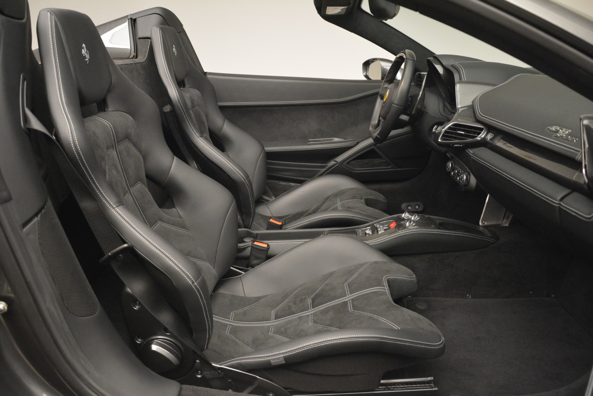 Used-2013-Ferrari-458-Spider