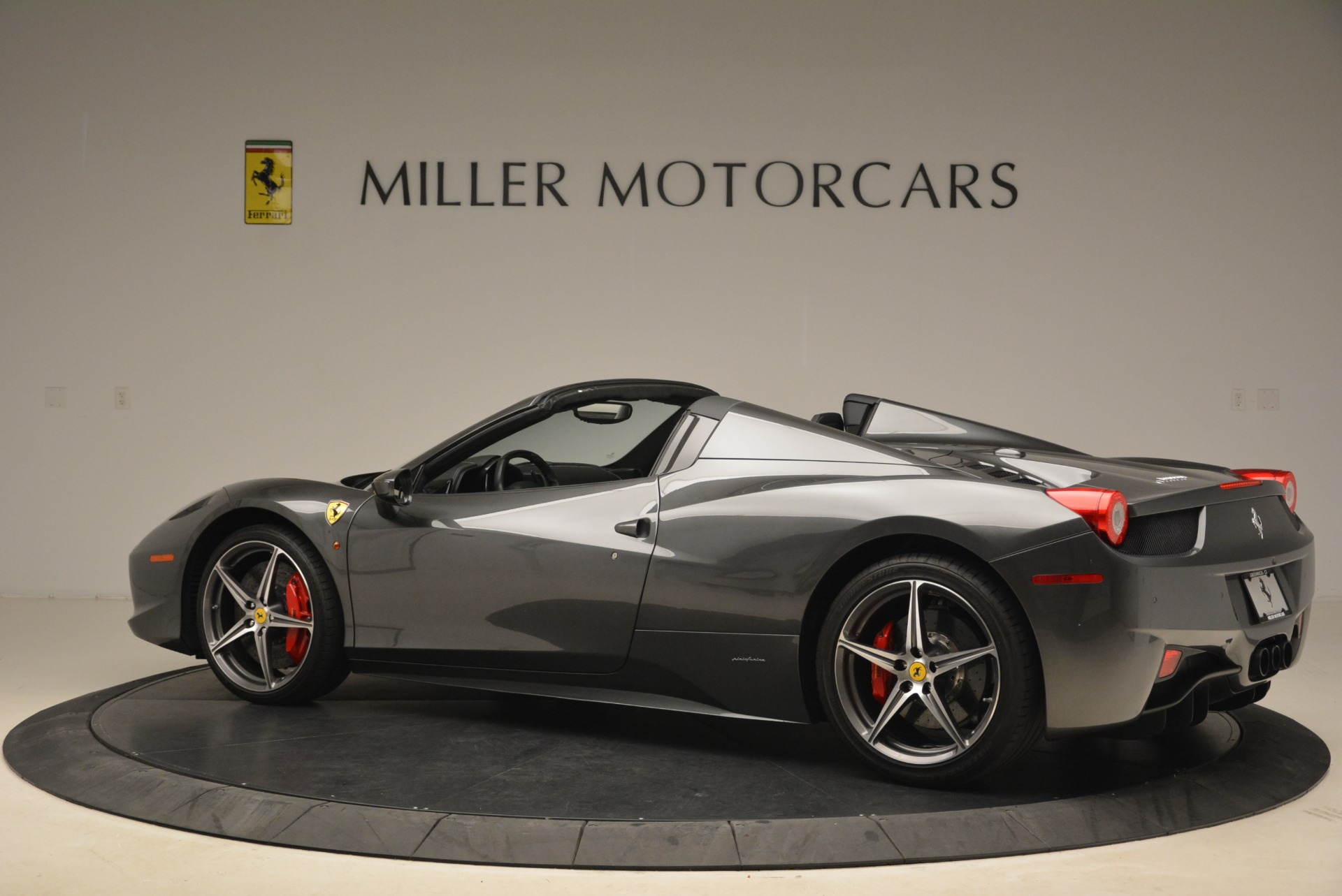 Used-2013-Ferrari-458-Spider
