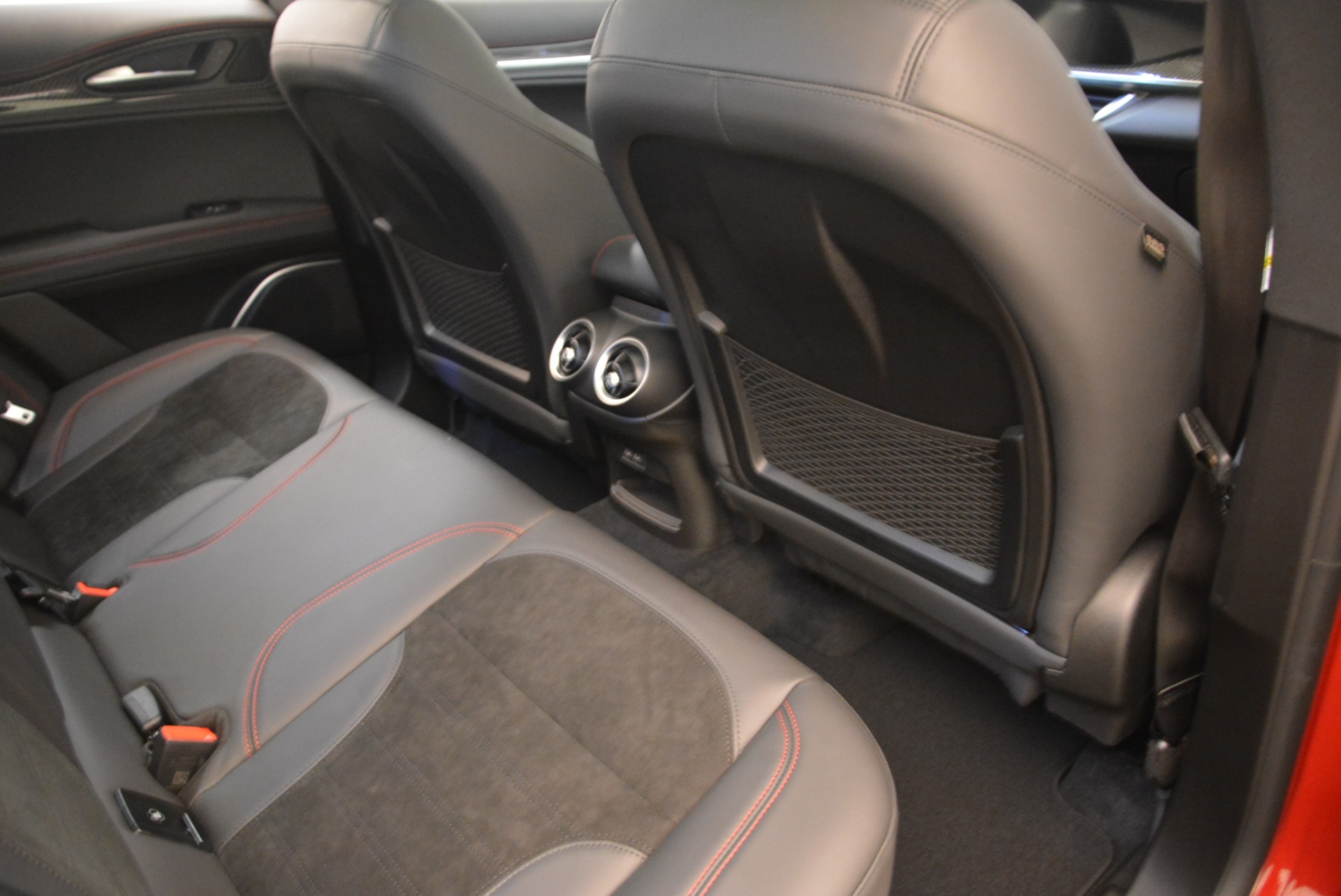 New-2018-Alfa-Romeo-Stelvio-Quadrifoglio