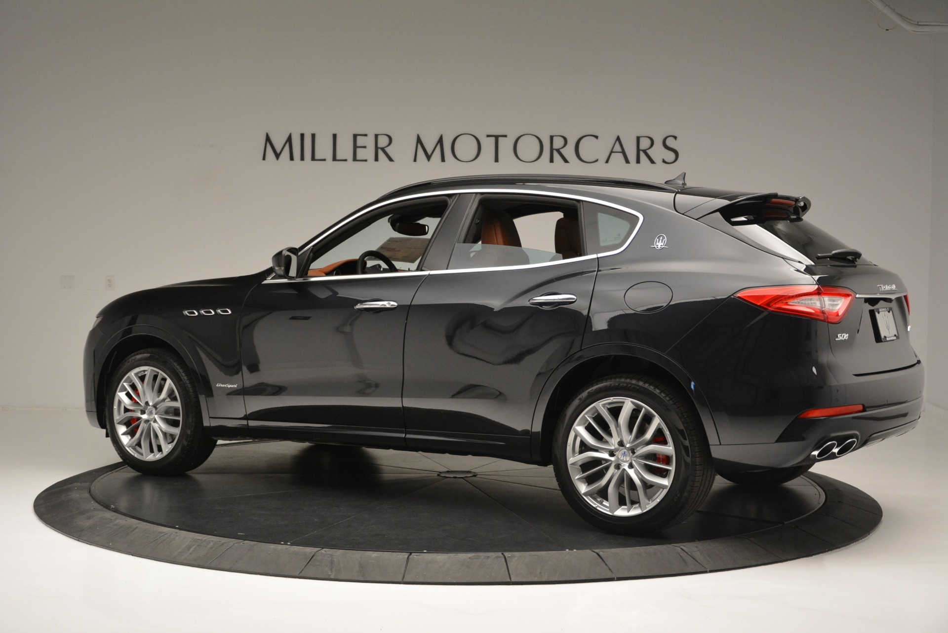 New-2018-Maserati-Levante-S-Q4-GranSport