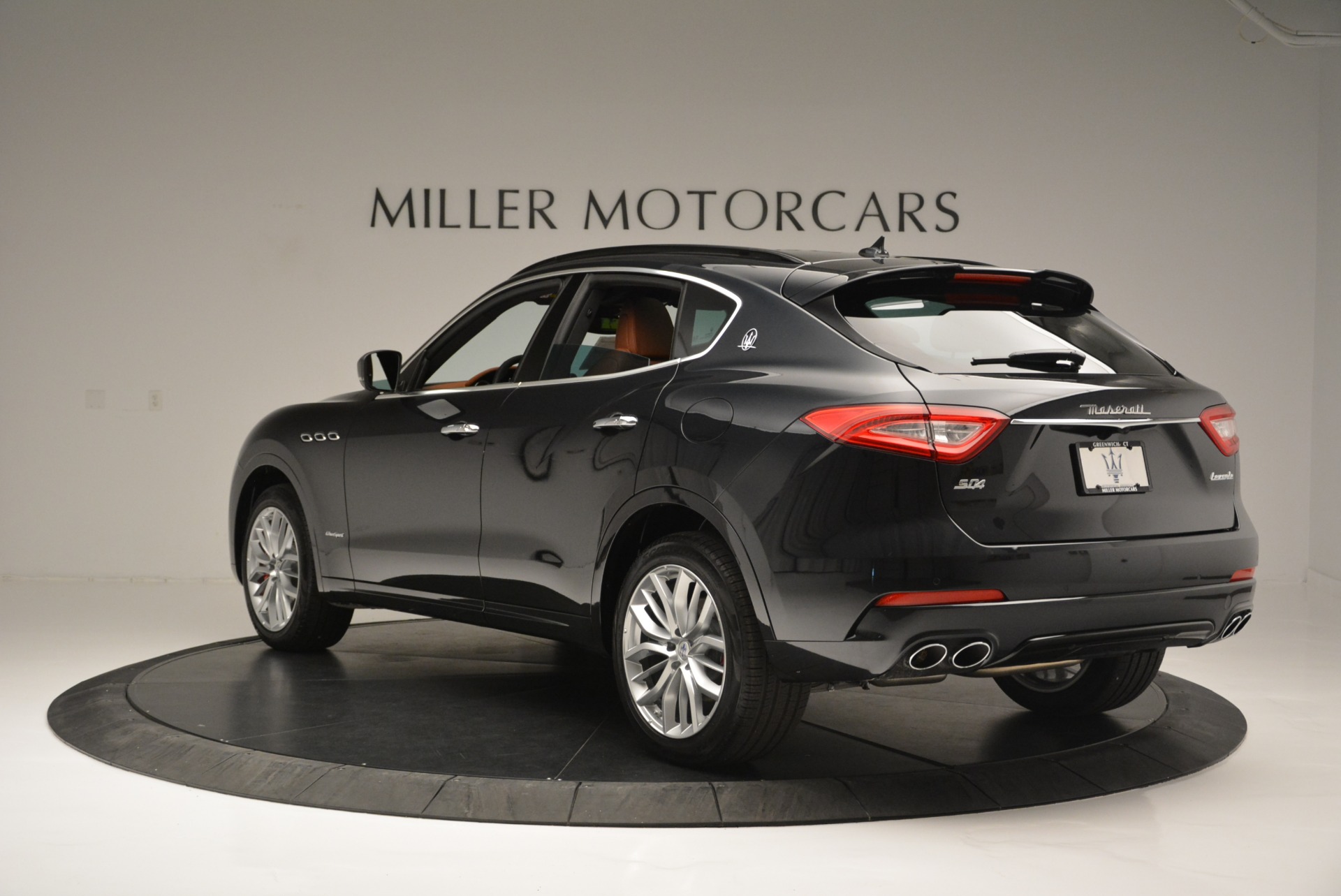 New-2018-Maserati-Levante-S-Q4-GranSport