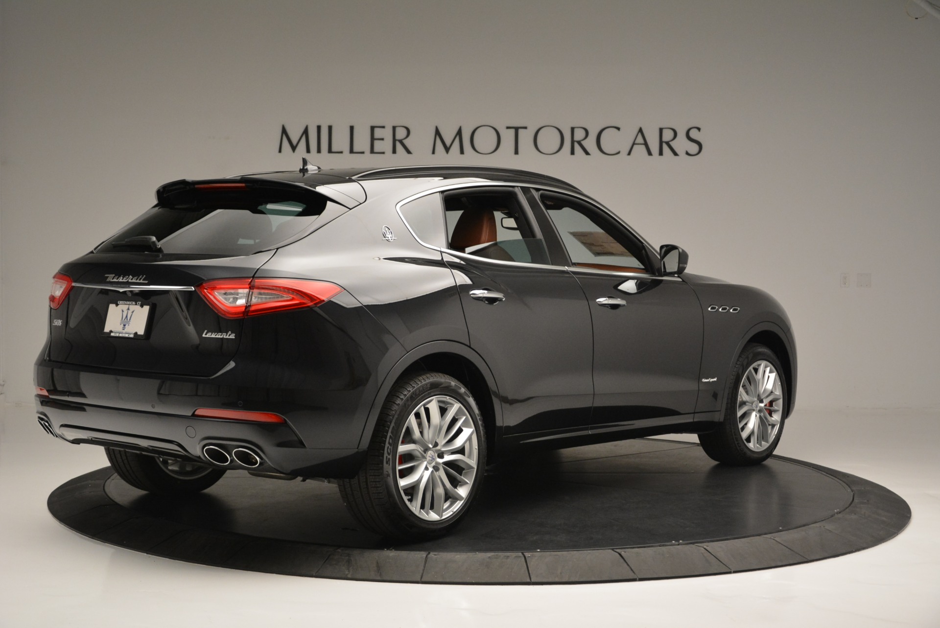 New-2018-Maserati-Levante-S-Q4-GranSport