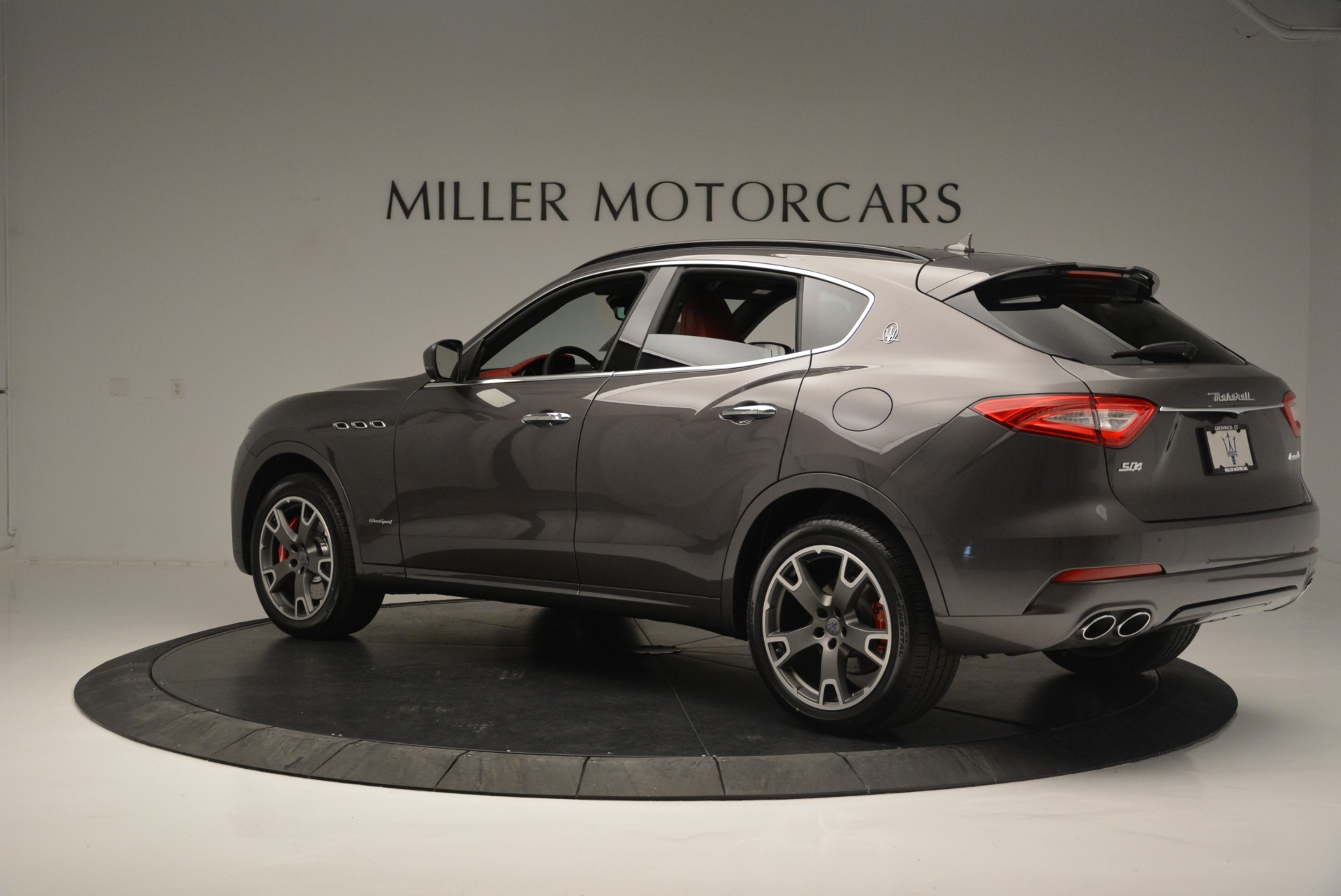 New-2018-Maserati-Levante-S-Q4-GranSport