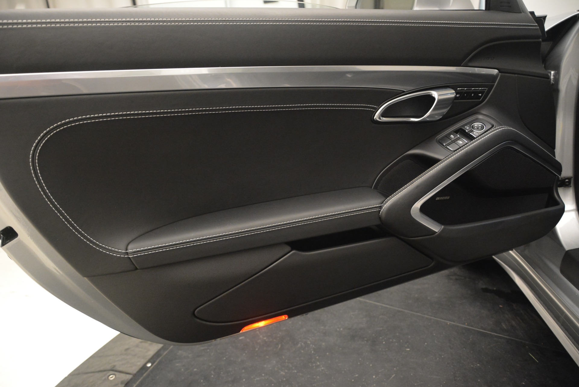 Used-2017-Porsche-911-Targa-4S