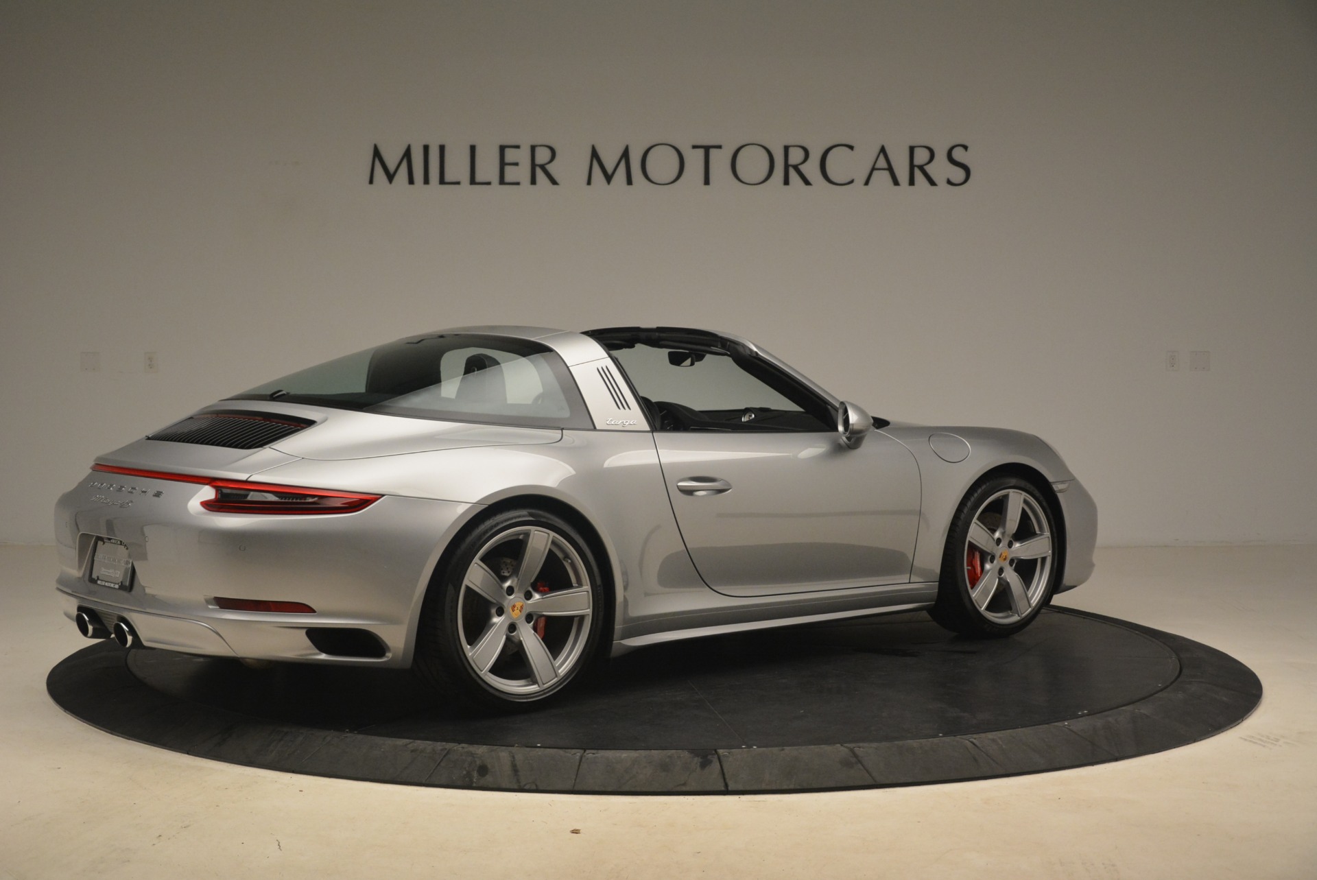 Used-2017-Porsche-911-Targa-4S