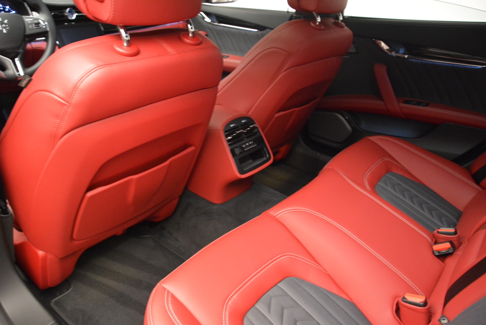 New-2018-Maserati-Quattroporte-S-Q4-GranLusso