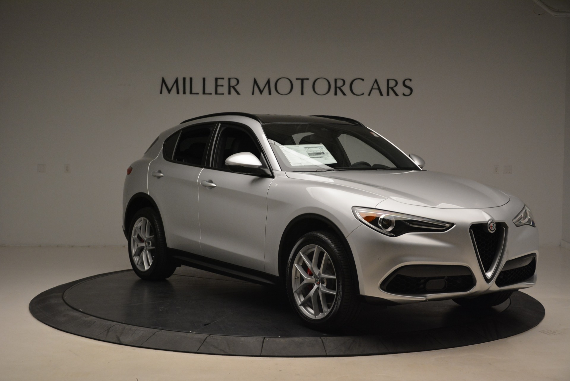 New-2018-Alfa-Romeo-Stelvio-Ti-Sport-Q4
