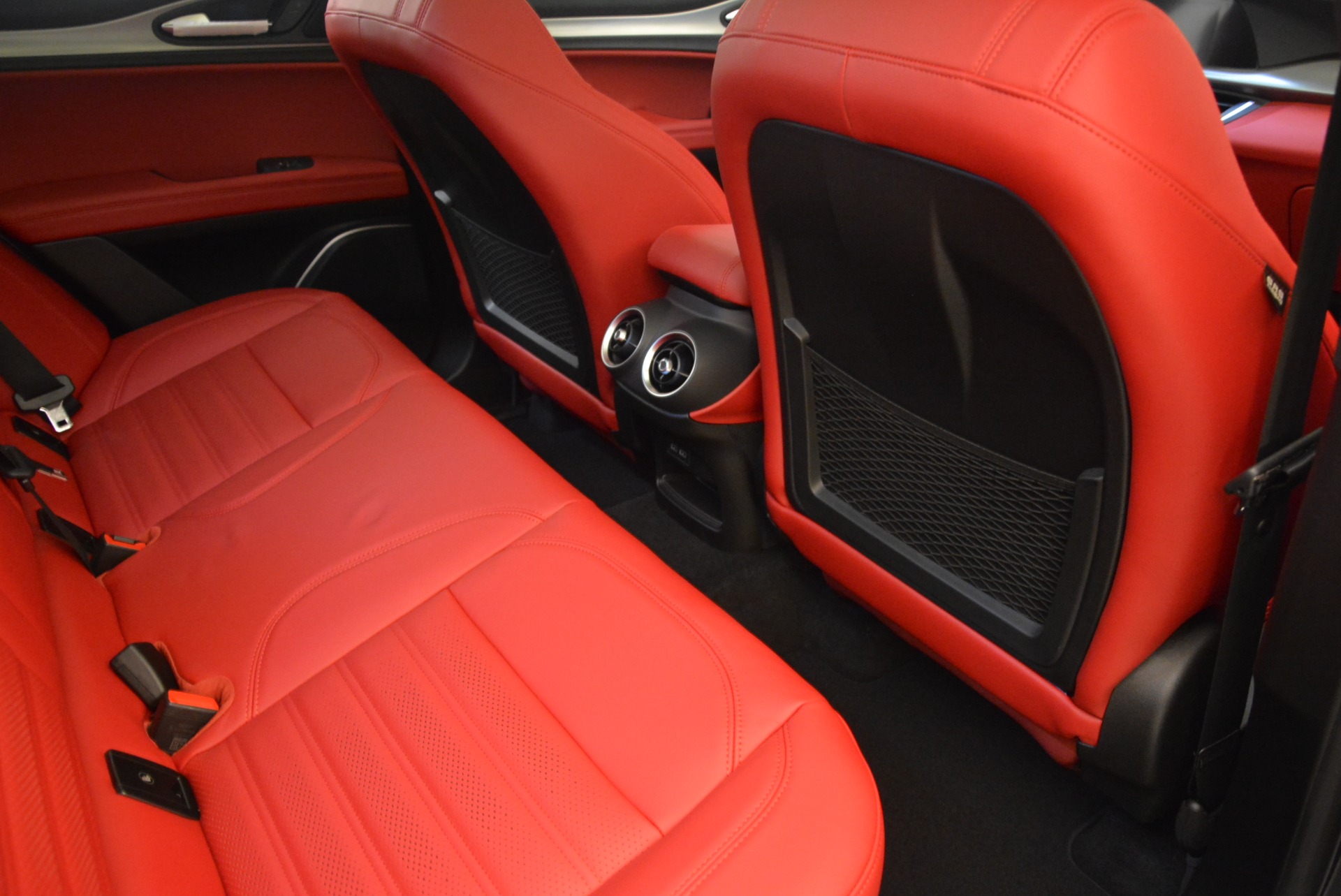 New-2018-Alfa-Romeo-Stelvio-Ti-Sport-Q4