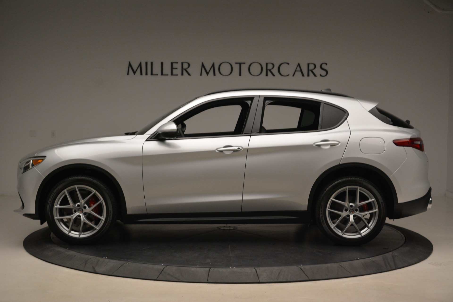 New-2018-Alfa-Romeo-Stelvio-Ti-Sport-Q4