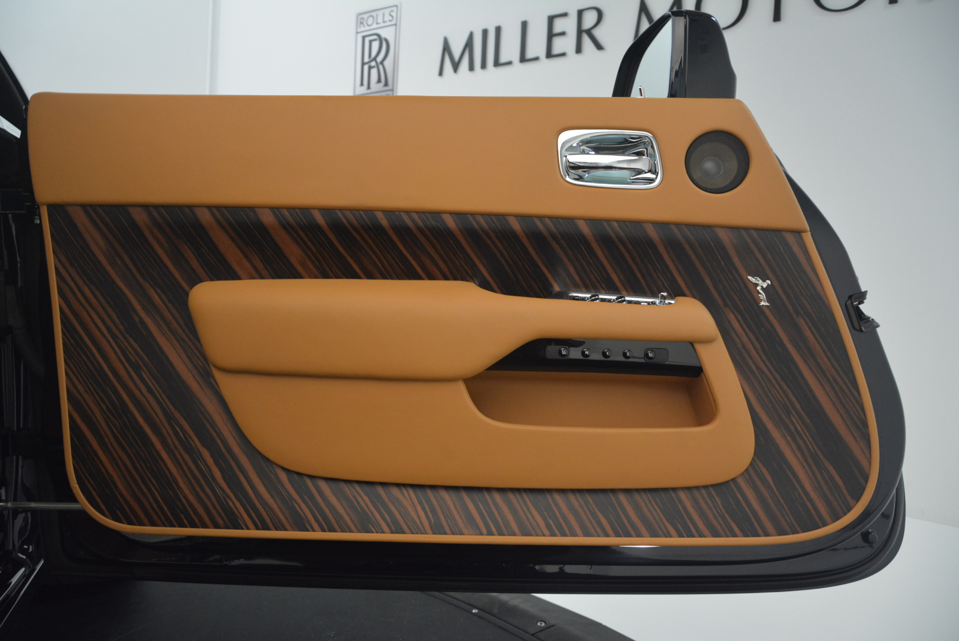 Used-2014-Rolls-Royce-Wraith