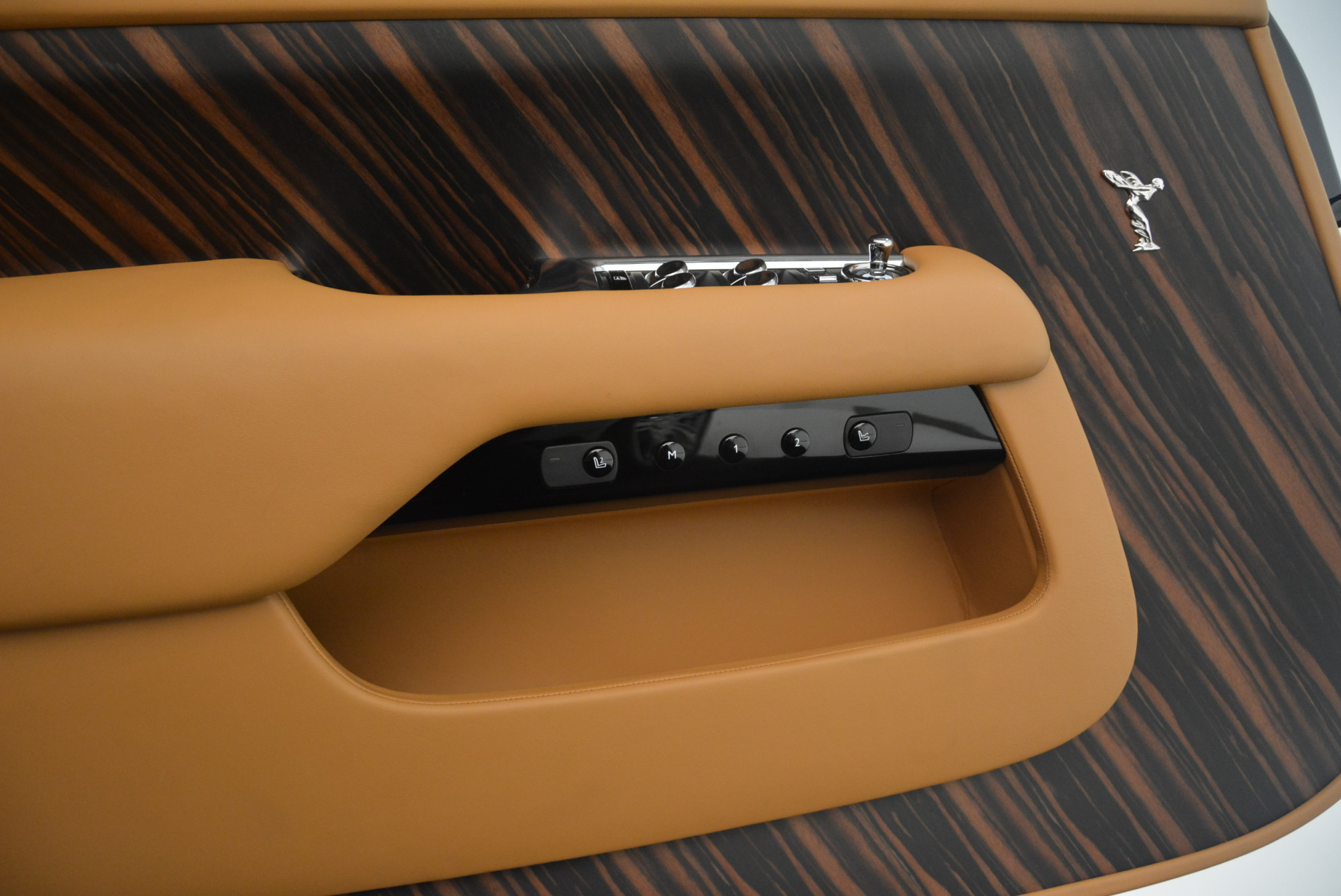 Used-2014-Rolls-Royce-Wraith