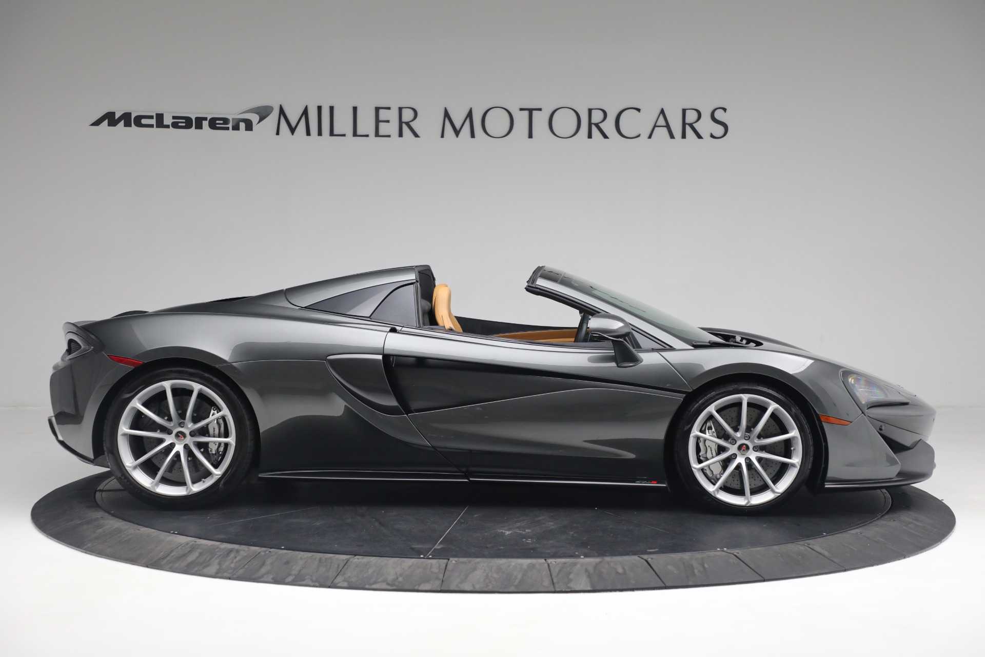 Used-2018-McLaren-570S-Spider