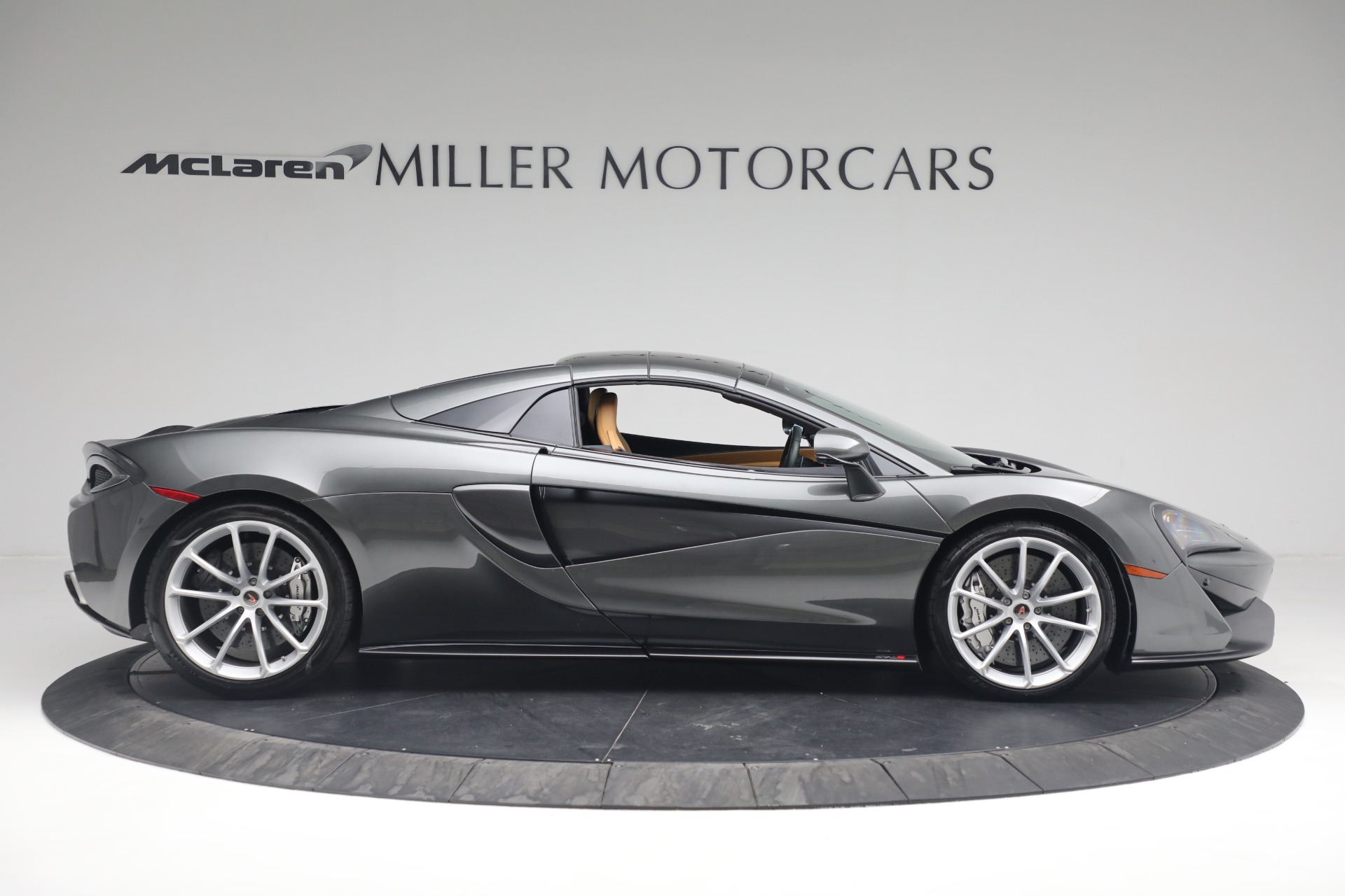 Used-2018-McLaren-570S-Spider
