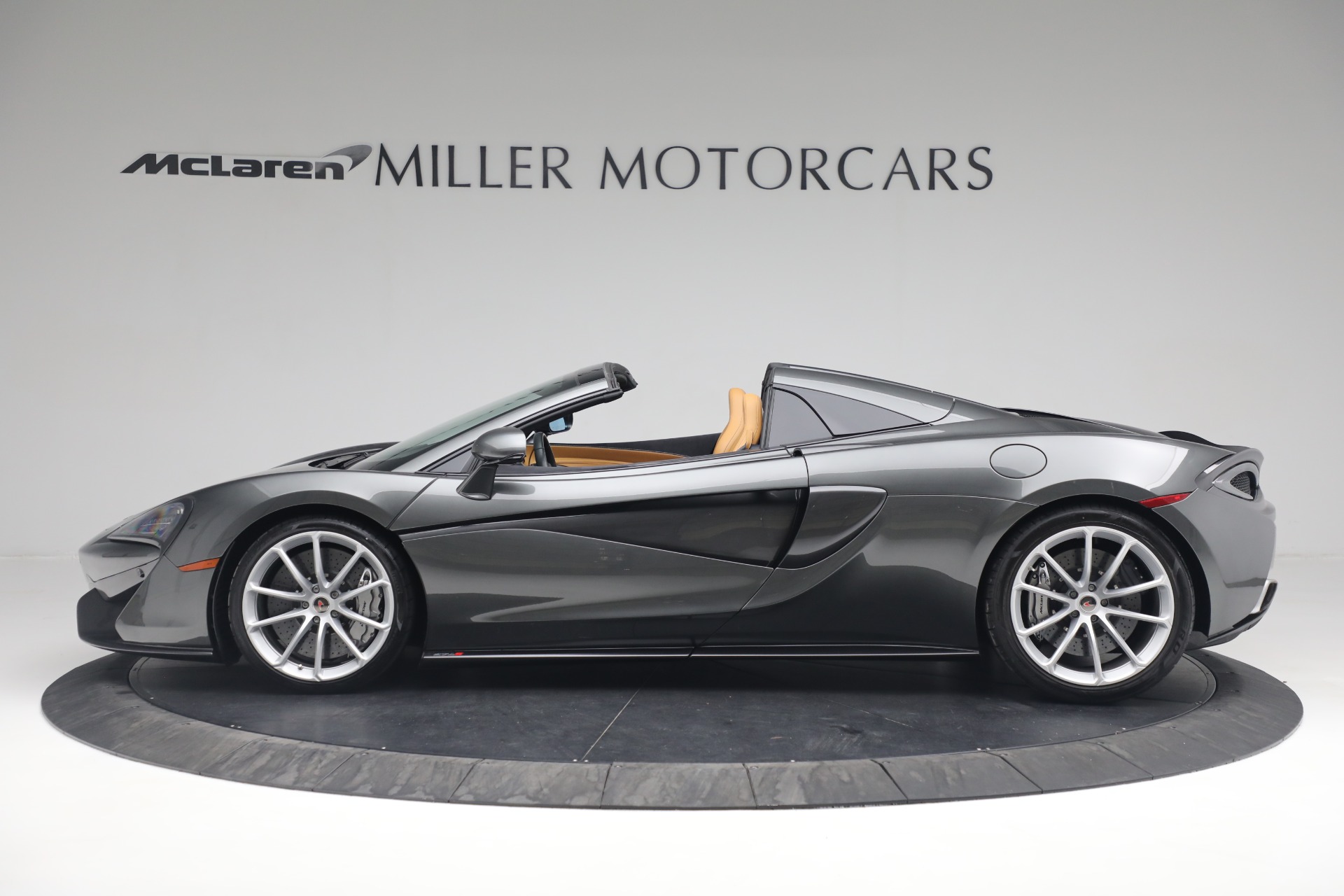 Used-2018-McLaren-570S-Spider