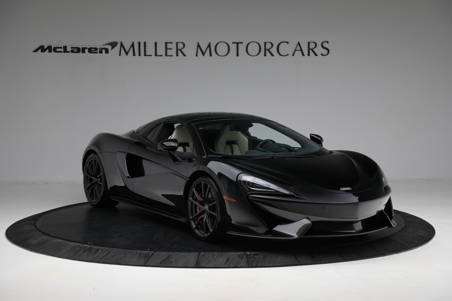 Used-2018-McLaren-570S-Spider