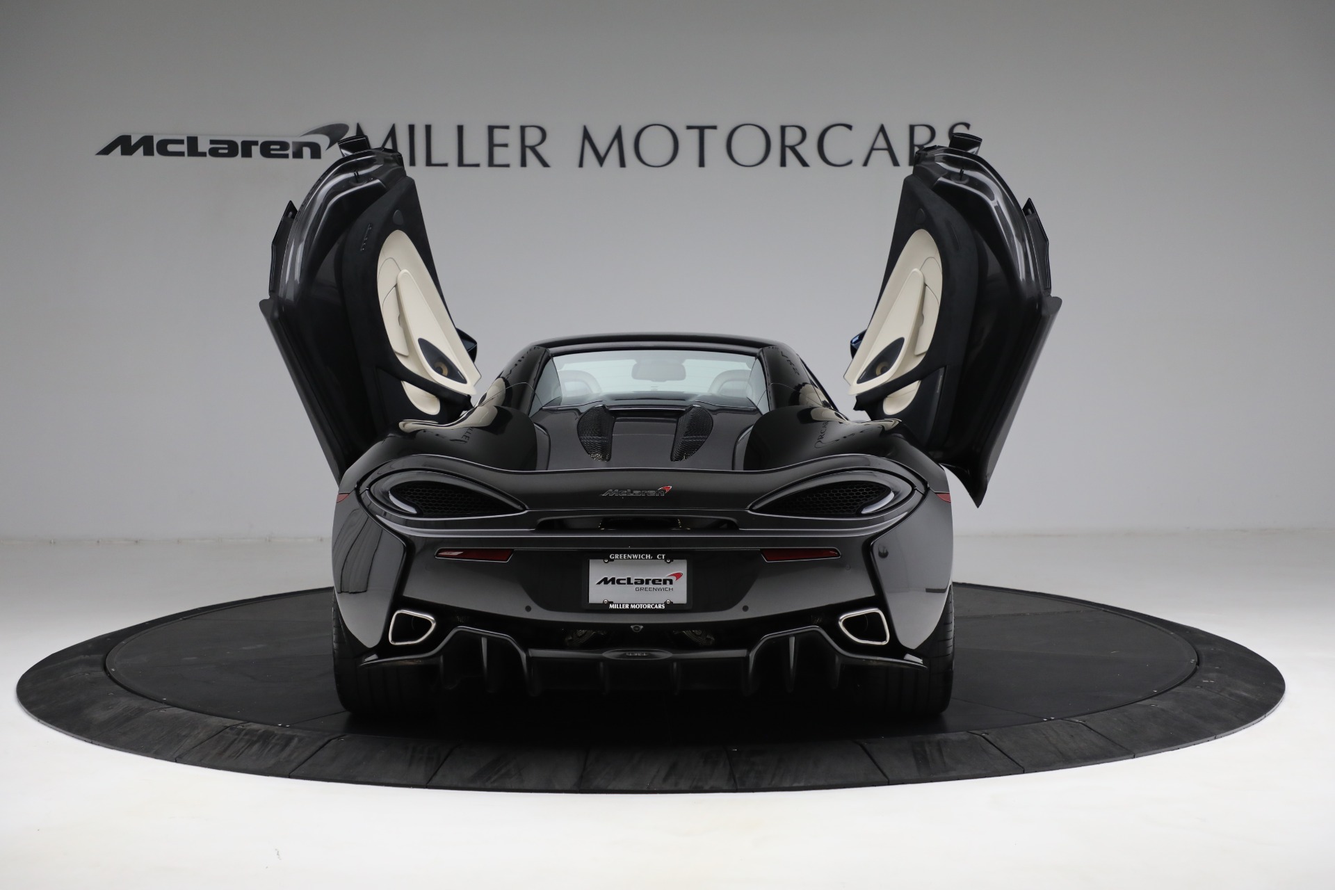Used-2018-McLaren-570S-Spider