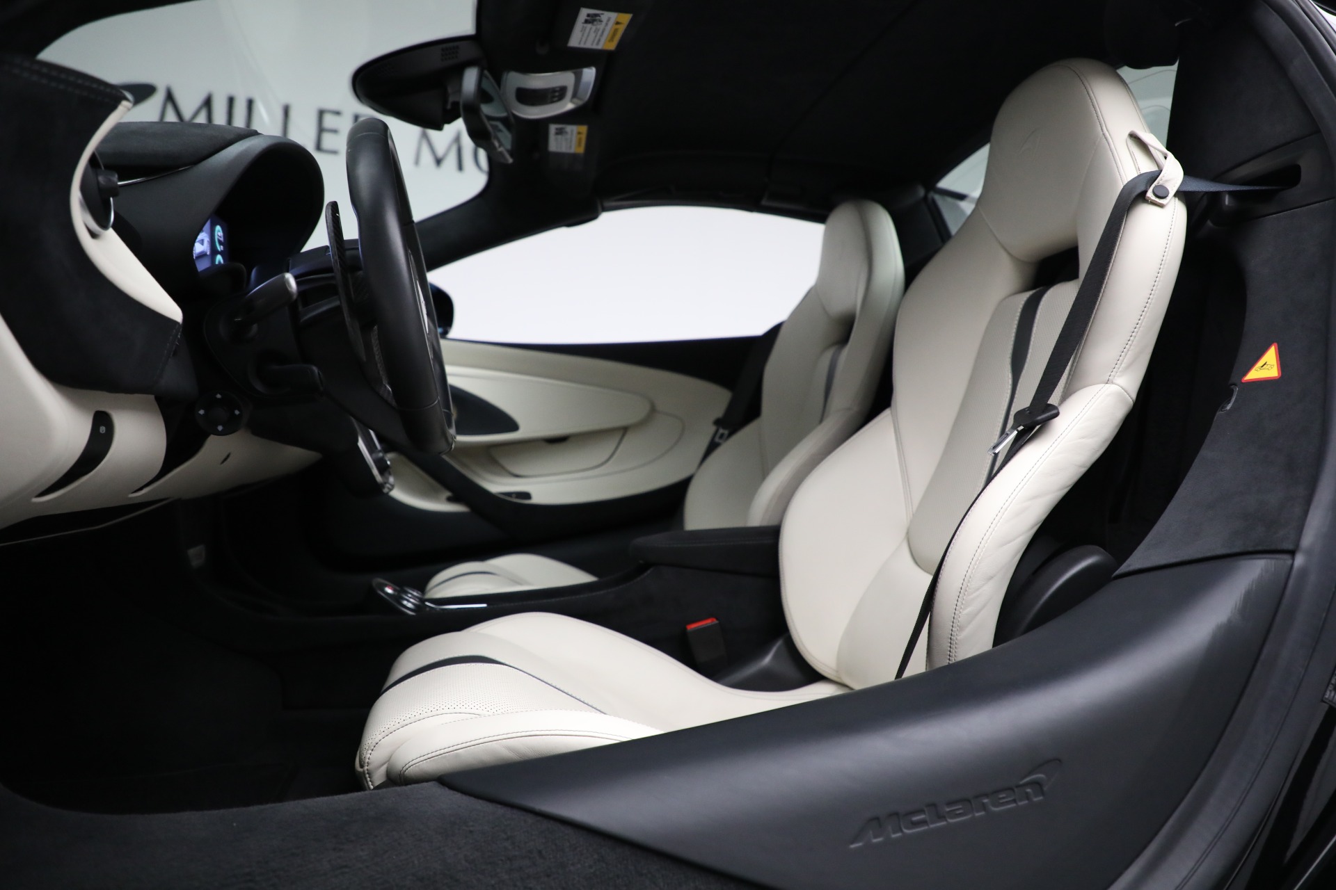 Used-2018-McLaren-570S-Spider