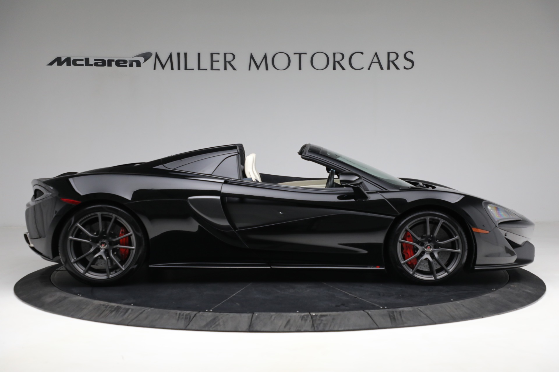 Used-2018-McLaren-570S-Spider