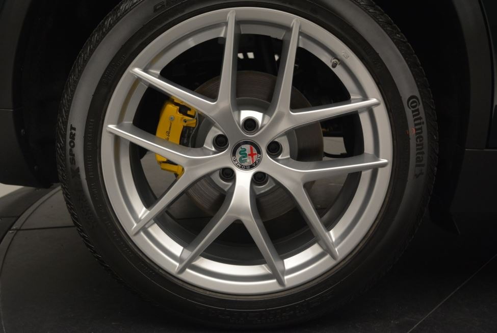 New-2018-Alfa-Romeo-Stelvio-Ti-Sport-Q4