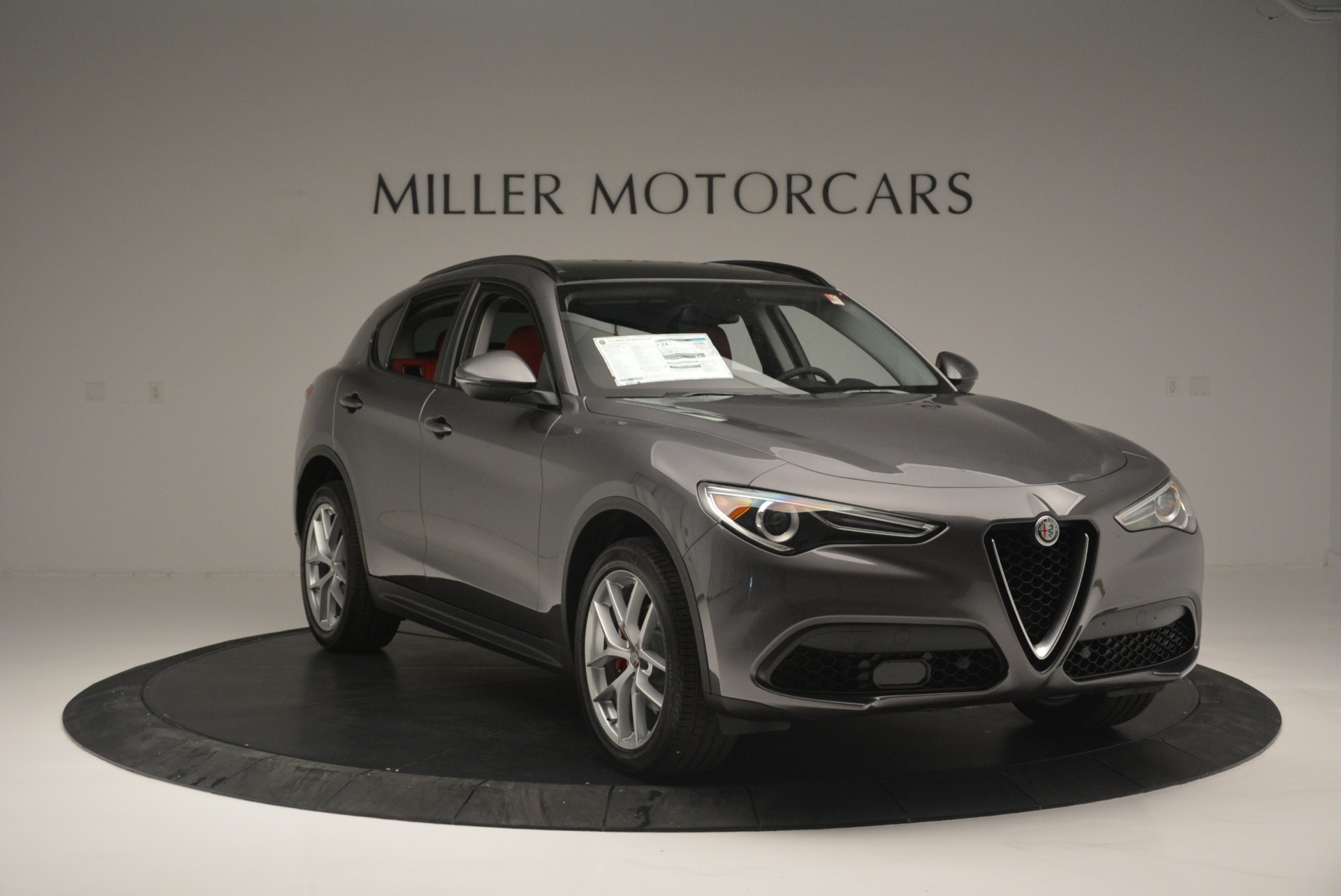 New-2018-Alfa-Romeo-Stelvio-Ti-Sport-Q4