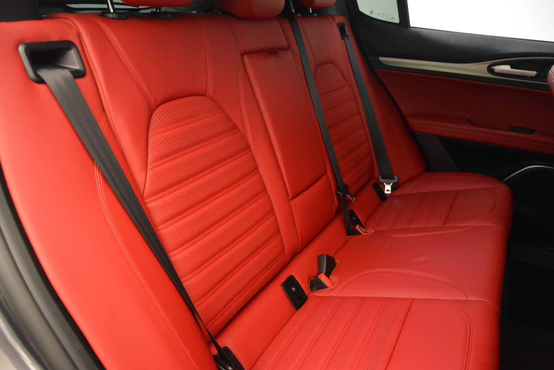 New-2018-Alfa-Romeo-Stelvio-Ti-Sport-Q4