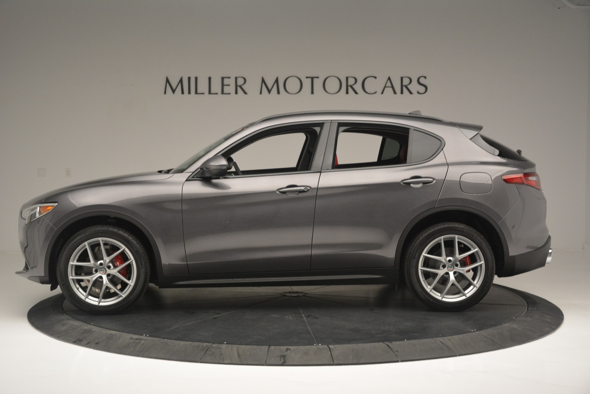 New-2018-Alfa-Romeo-Stelvio-Ti-Sport-Q4