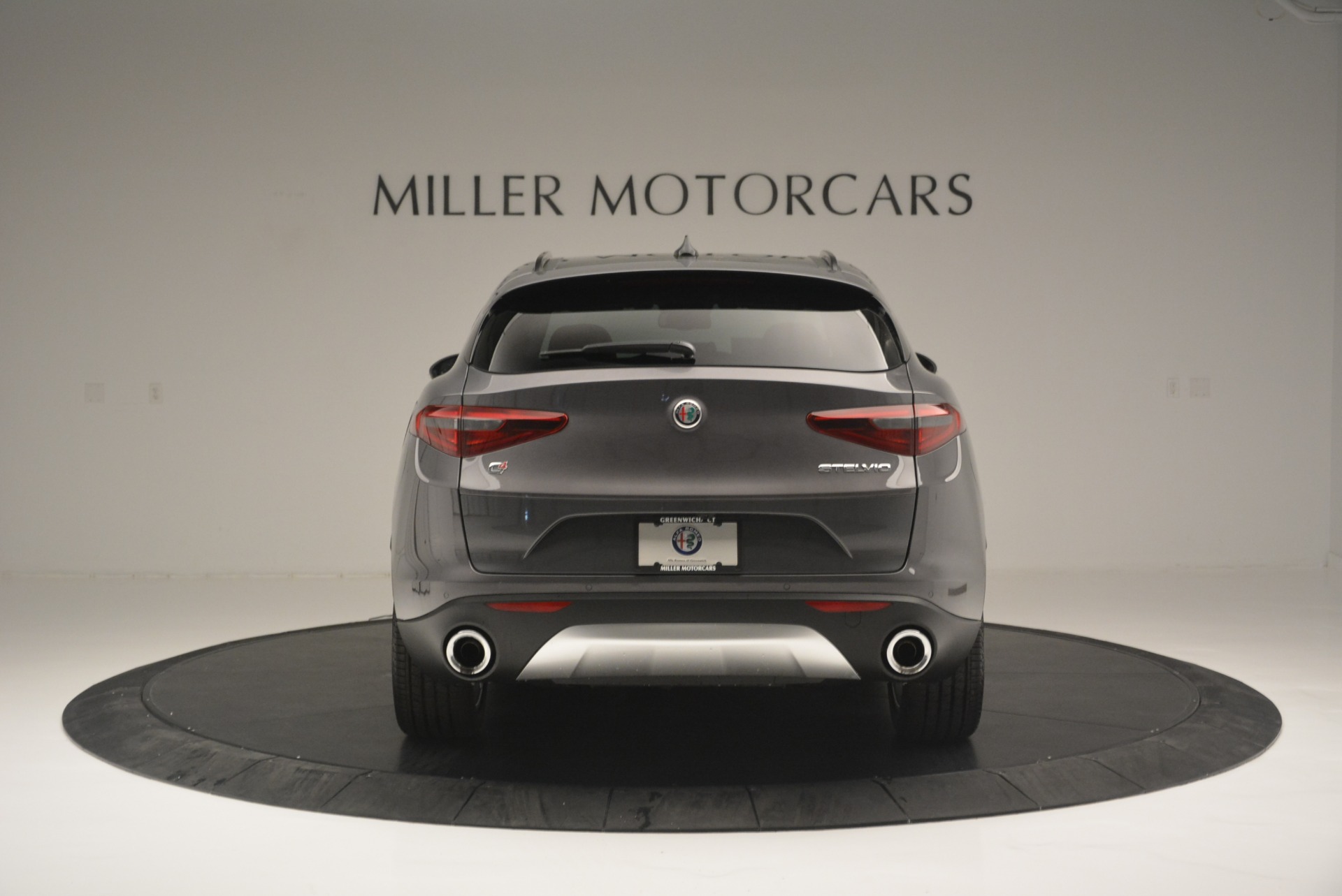 New-2018-Alfa-Romeo-Stelvio-Ti-Sport-Q4