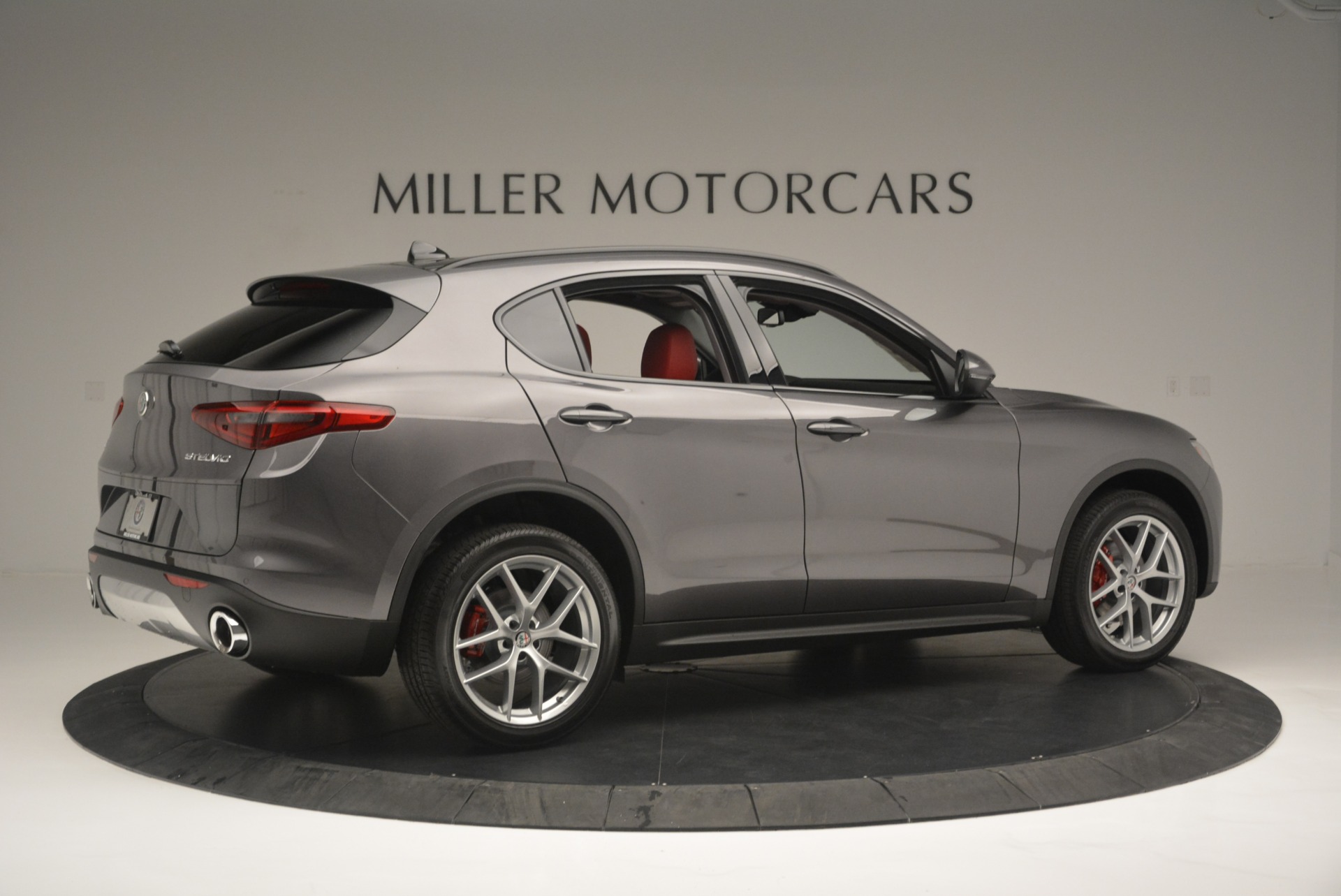 New-2018-Alfa-Romeo-Stelvio-Ti-Sport-Q4