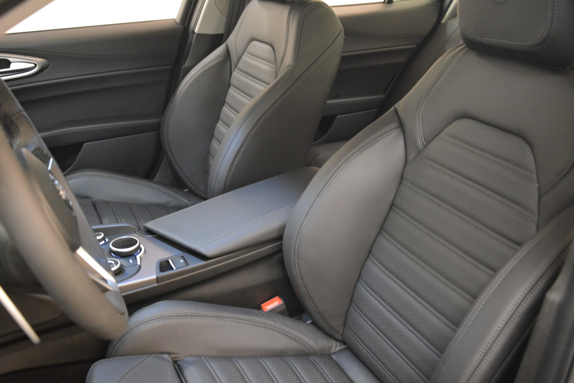 New-2018-Alfa-Romeo-Giulia-Ti-Sport-Q4