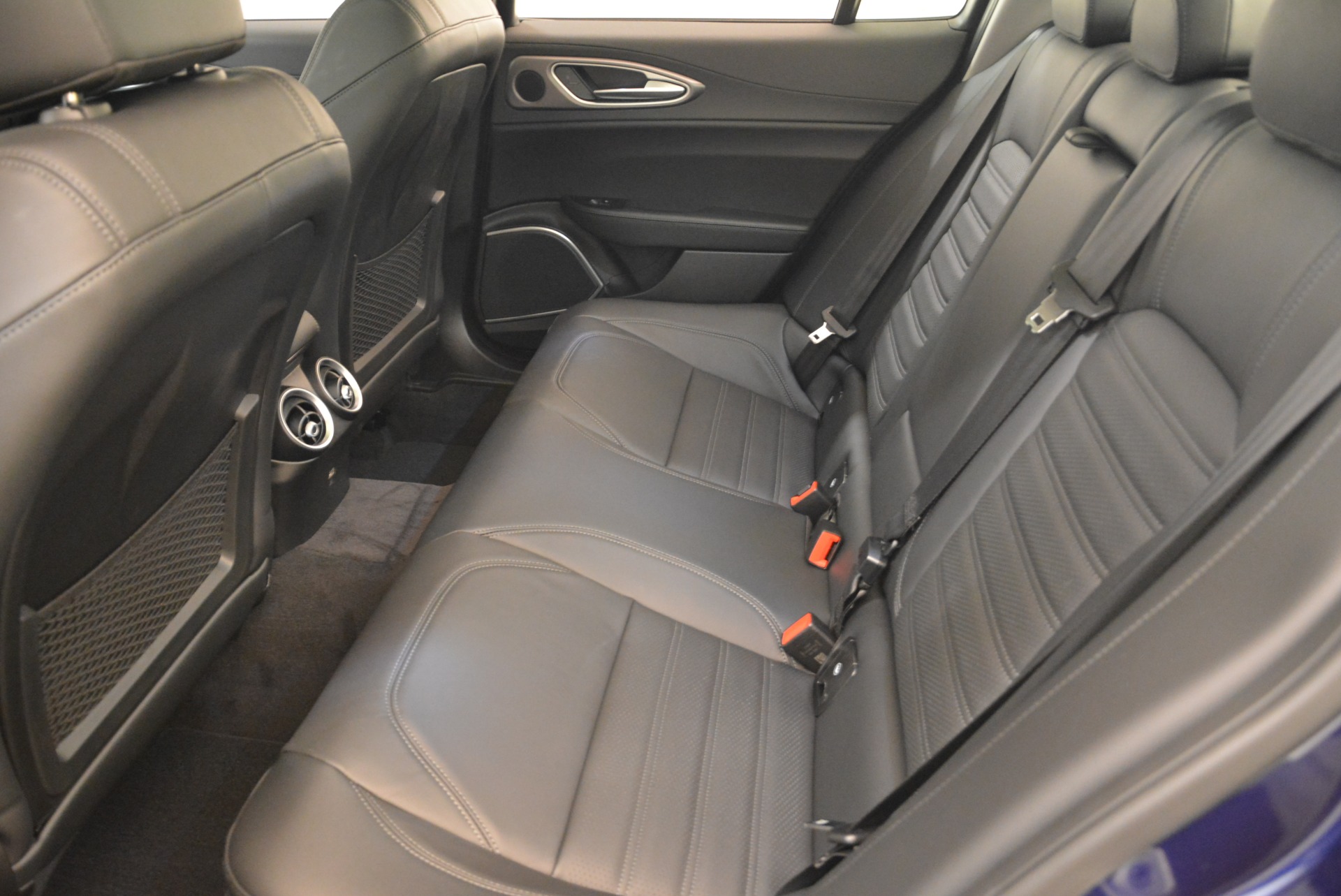 New-2018-Alfa-Romeo-Giulia-Ti-Sport-Q4