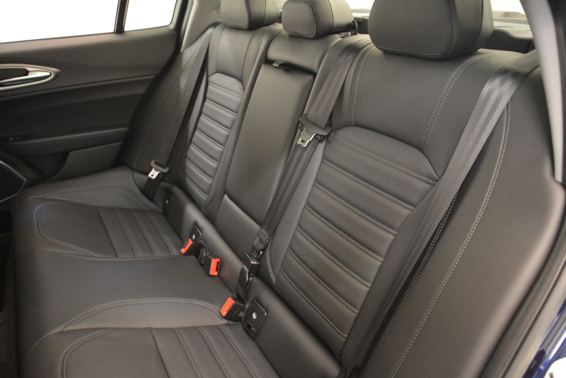 New-2018-Alfa-Romeo-Giulia-Ti-Sport-Q4