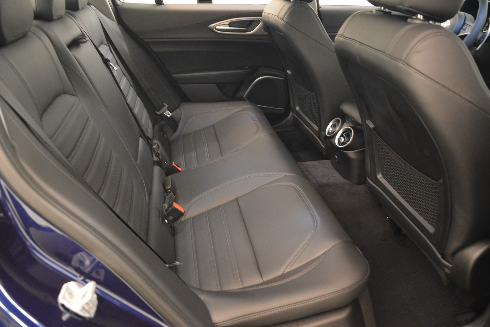 New-2018-Alfa-Romeo-Giulia-Ti-Sport-Q4