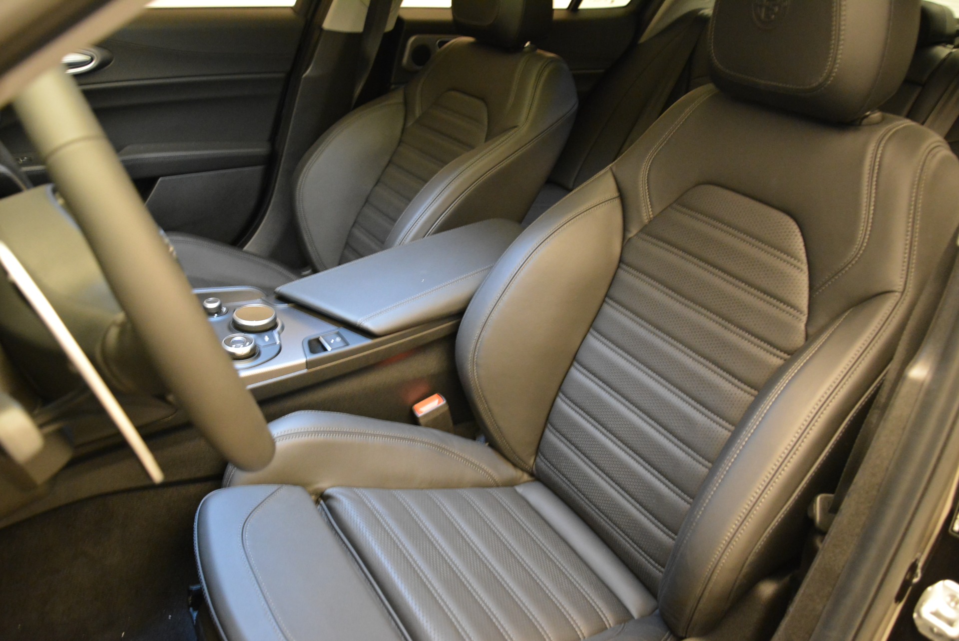 New-2018-Alfa-Romeo-Giulia-Ti-Sport-Q4