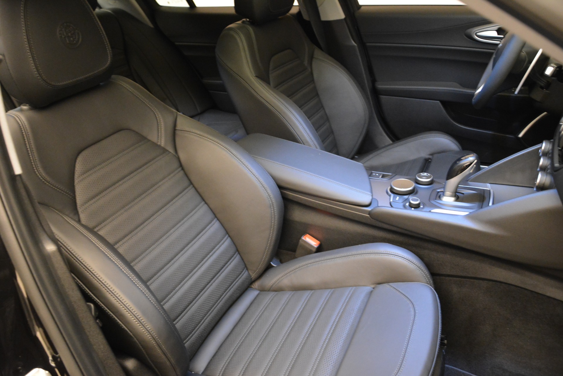 New-2018-Alfa-Romeo-Giulia-Ti-Sport-Q4