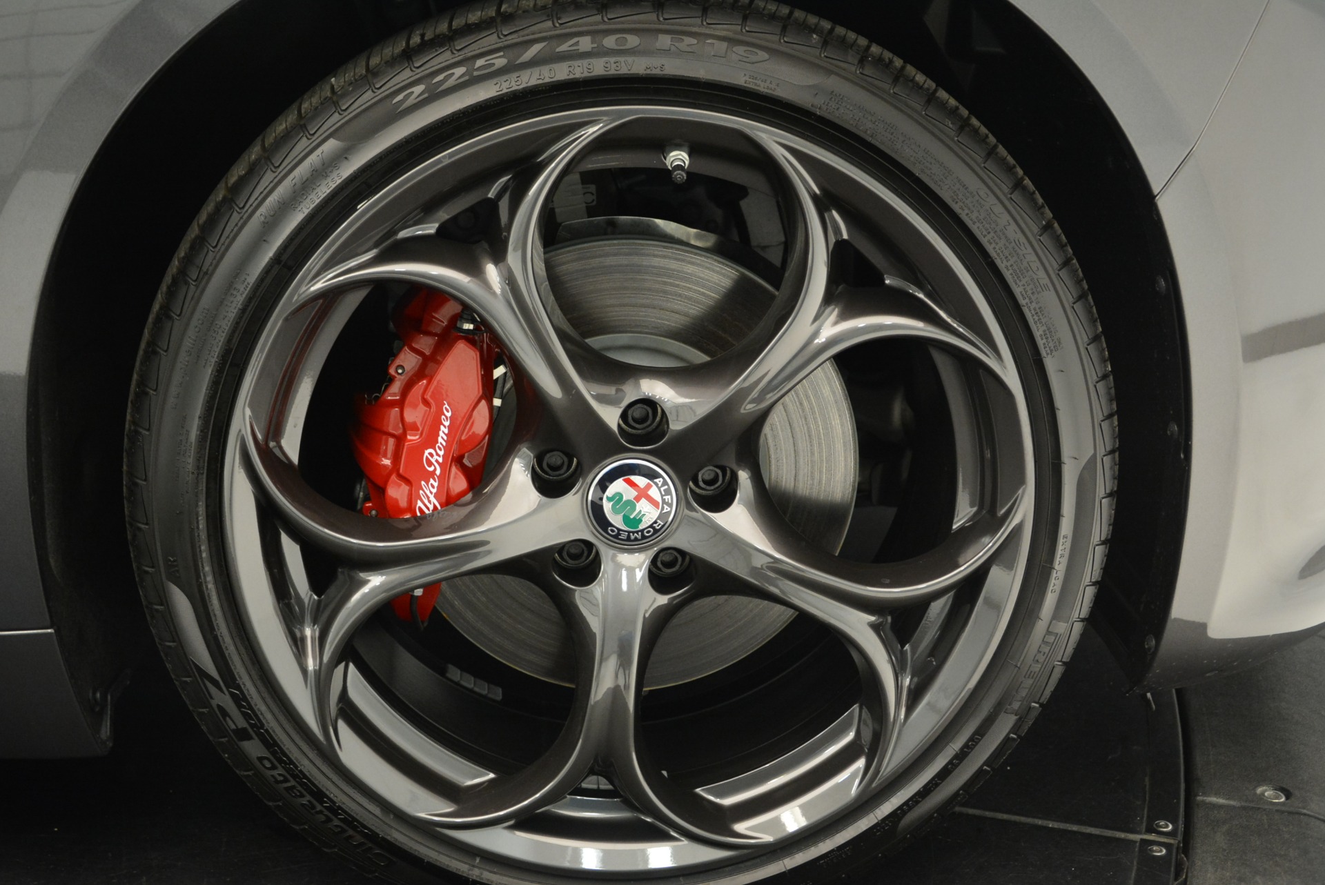 New-2018-Alfa-Romeo-Giulia-Ti-Sport-Q4