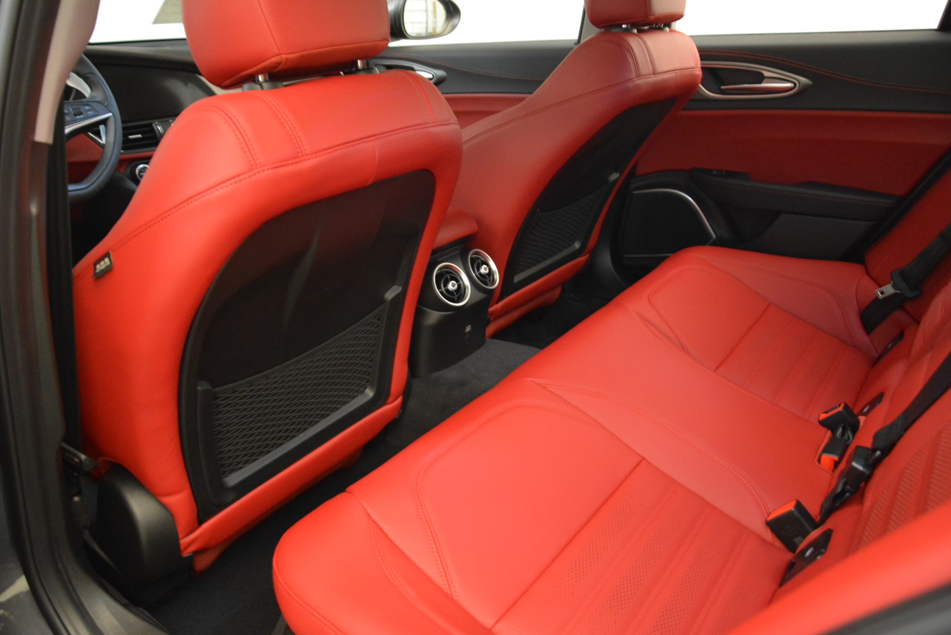 New-2018-Alfa-Romeo-Giulia-Ti-Sport-Q4