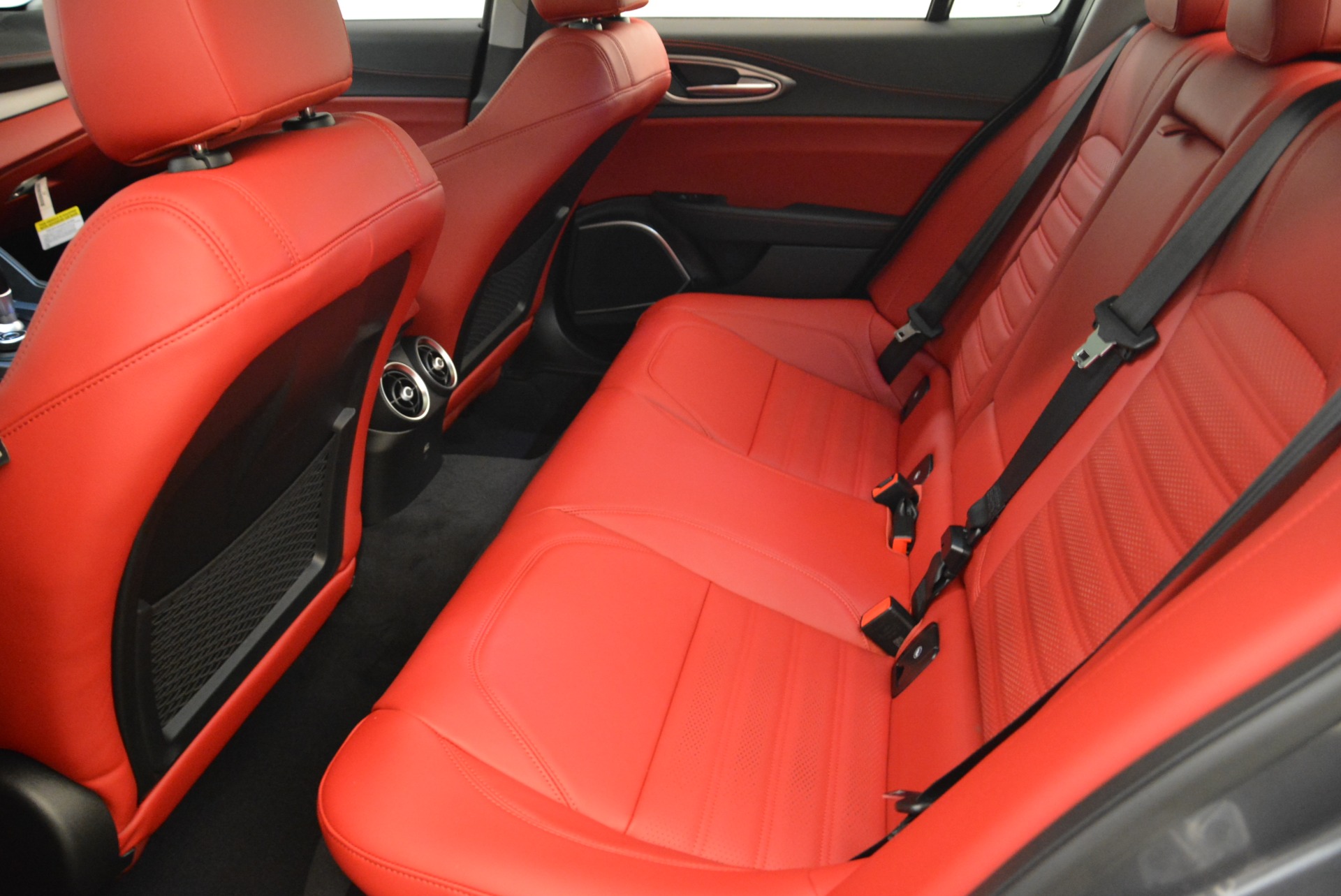 New-2018-Alfa-Romeo-Giulia-Ti-Sport-Q4