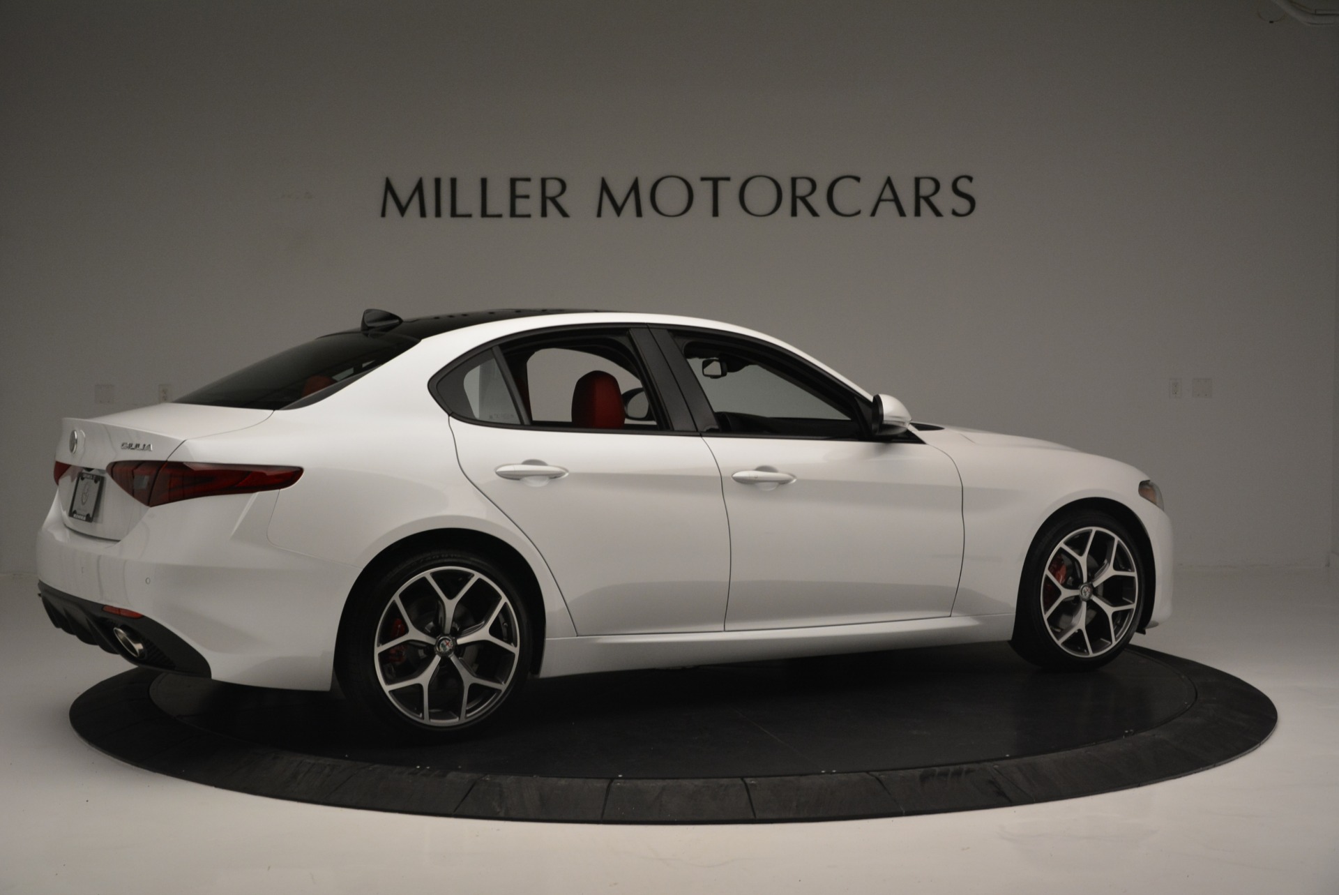 New-2018-Alfa-Romeo-Giulia-Ti-Sport-Q4