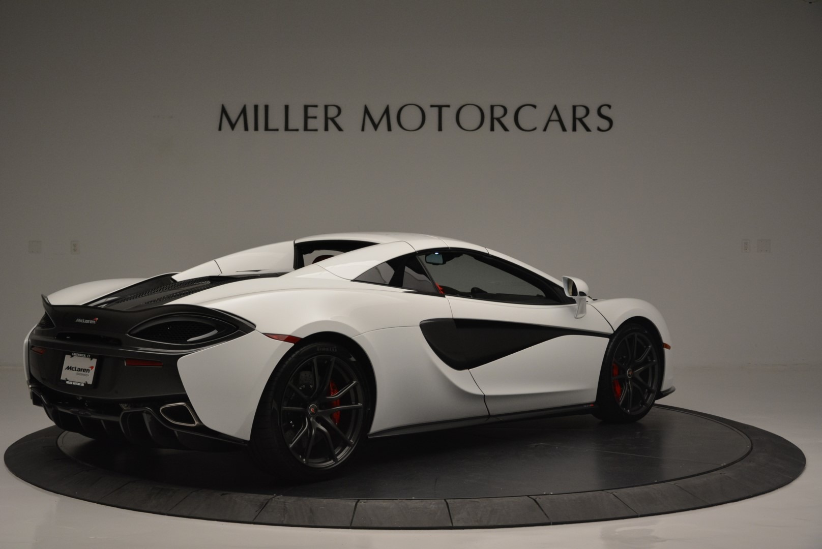 Used-2018-McLaren-570S-Spider