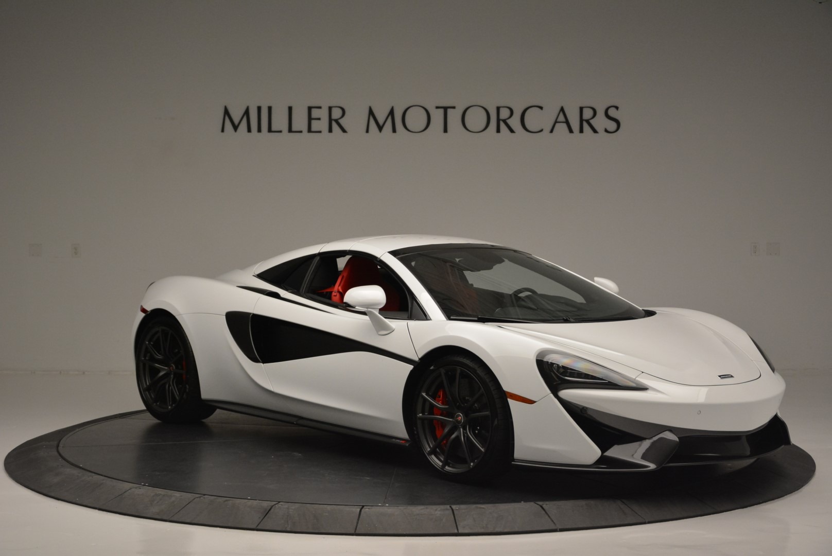 Used-2018-McLaren-570S-Spider