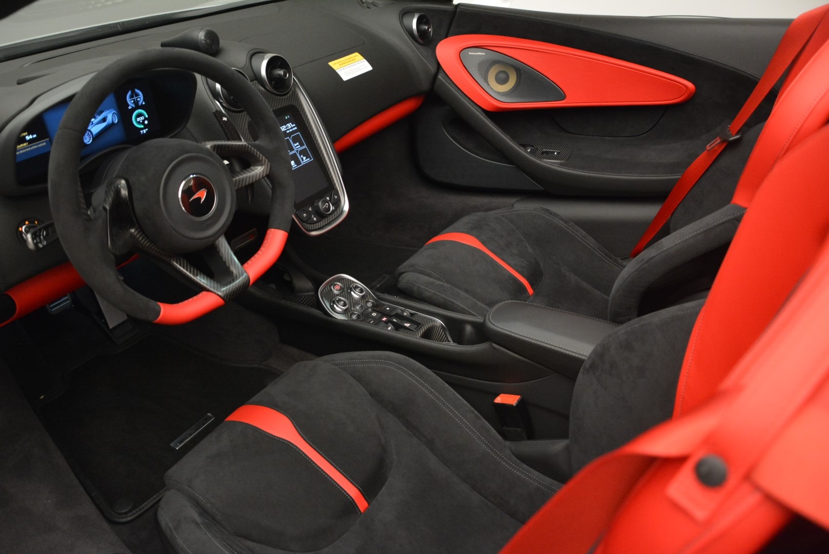 Used-2018-McLaren-570S-Spider