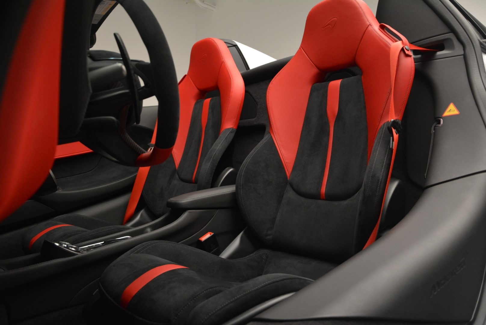 Used-2018-McLaren-570S-Spider