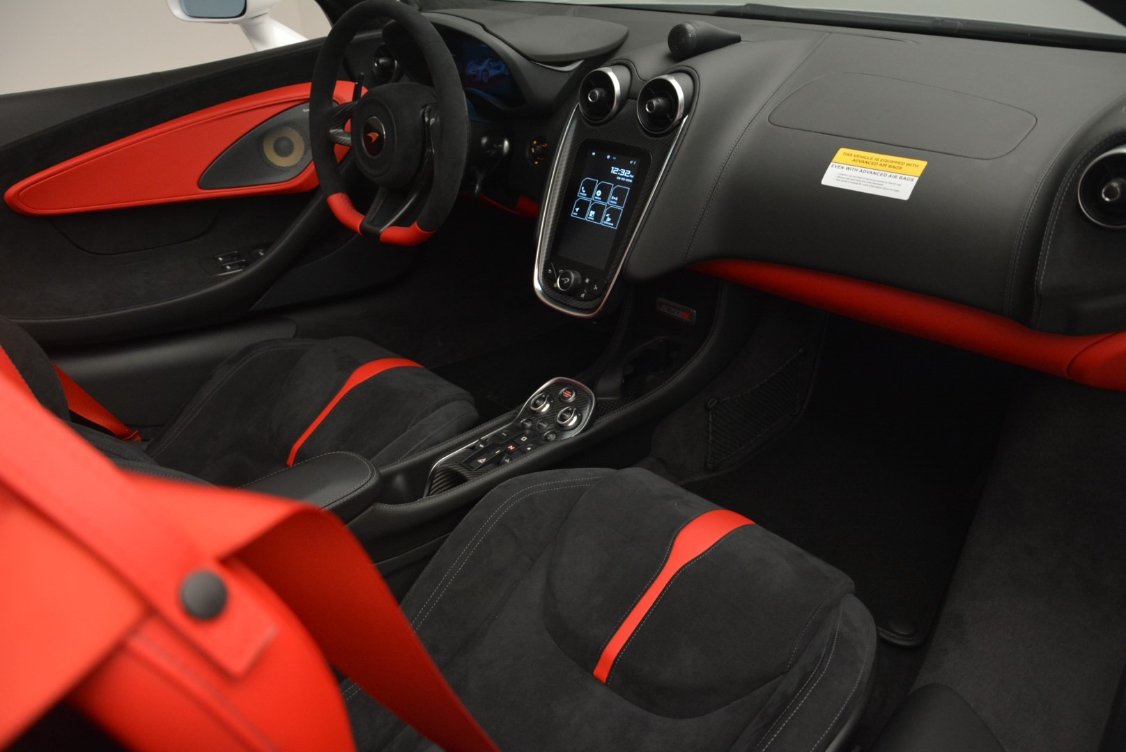 Used-2018-McLaren-570S-Spider