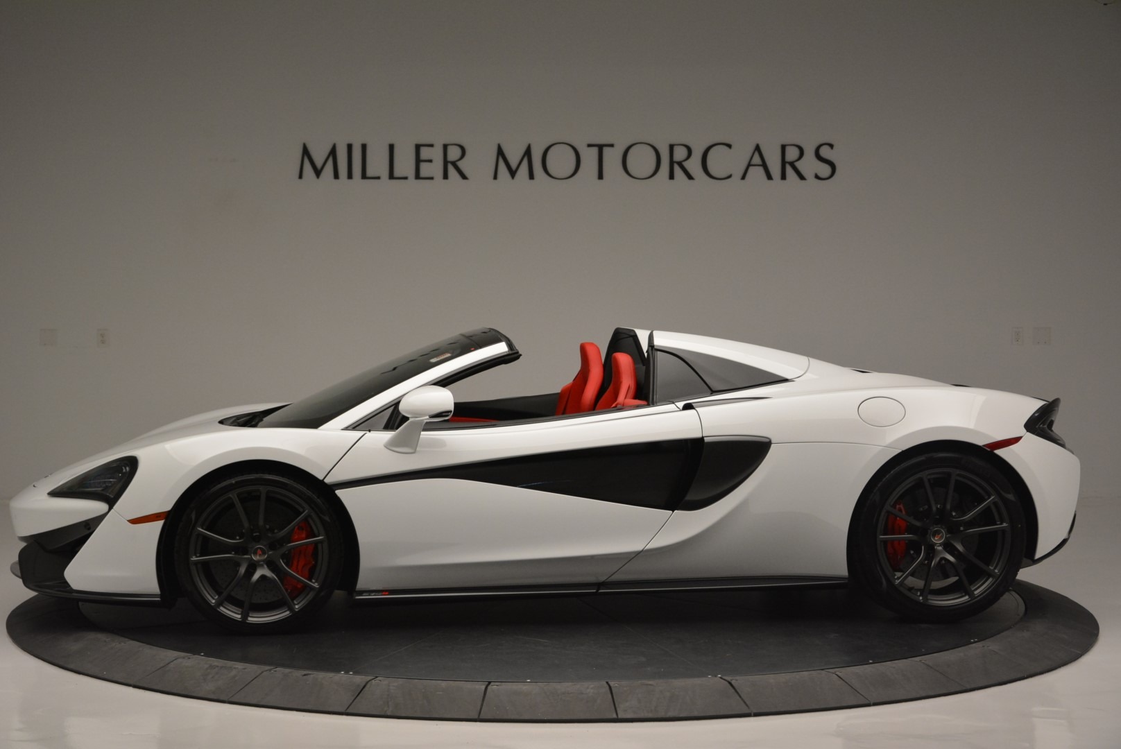 Used-2018-McLaren-570S-Spider