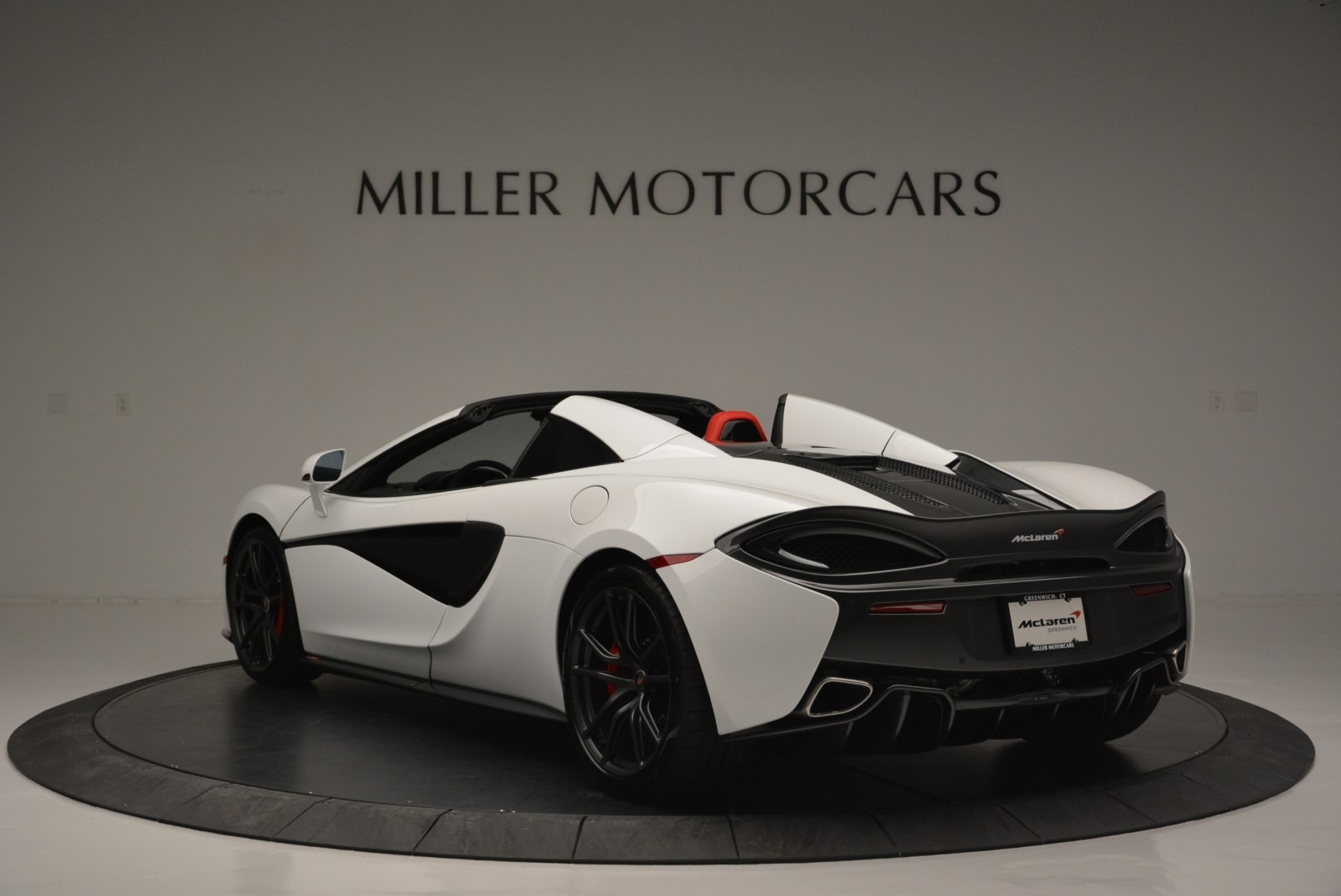 Used-2018-McLaren-570S-Spider