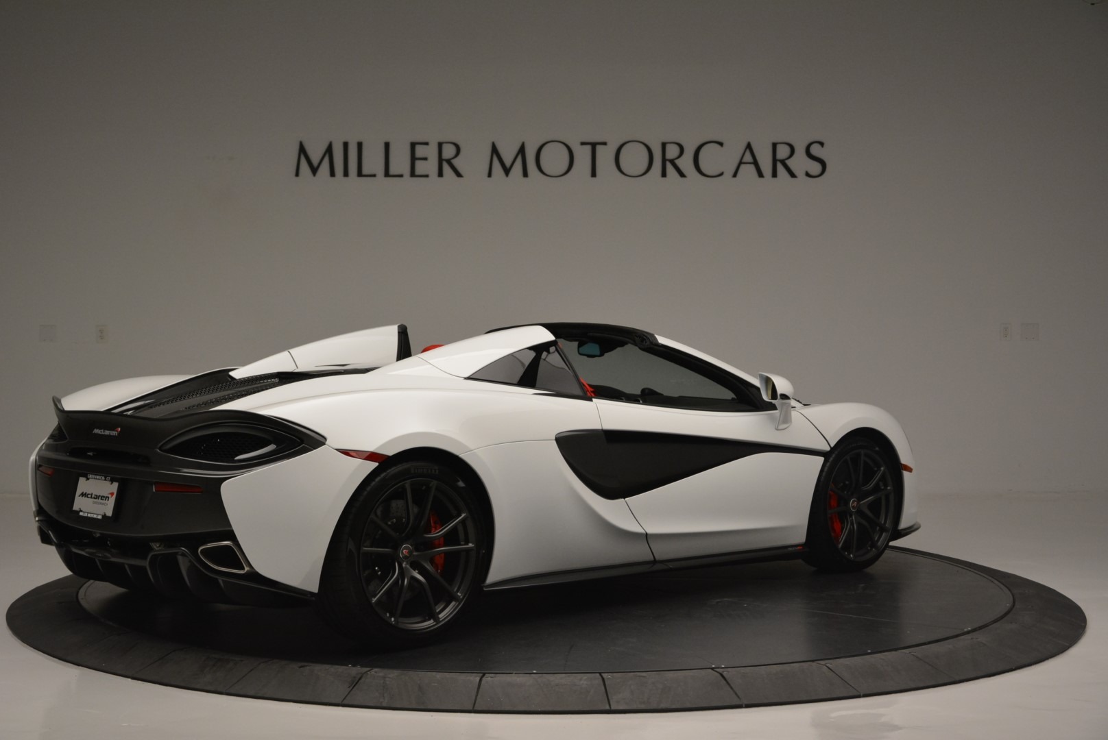 Used-2018-McLaren-570S-Spider